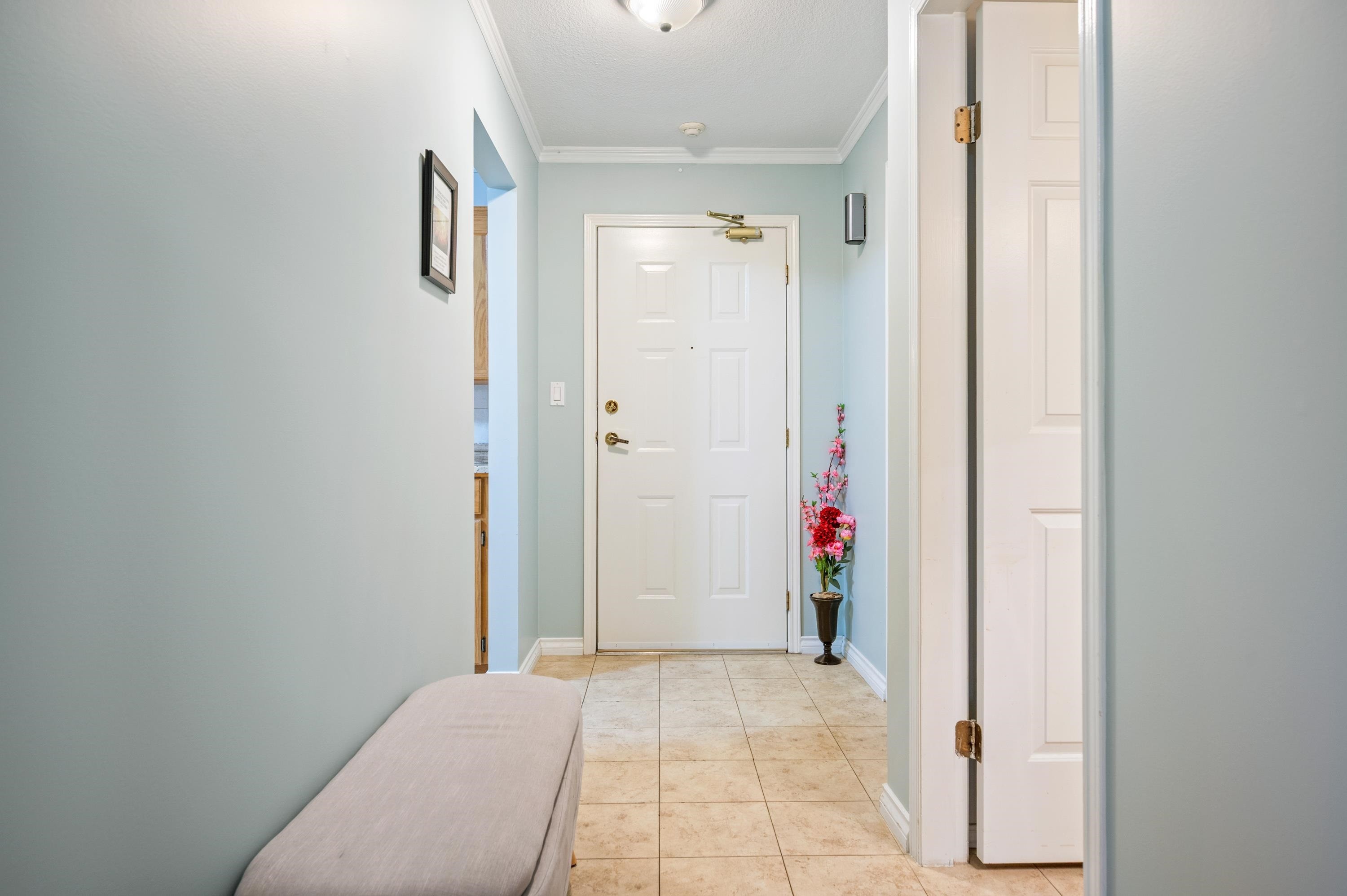 









5375


205

Street, 110,
Langley,




BC
V3A 7V7

