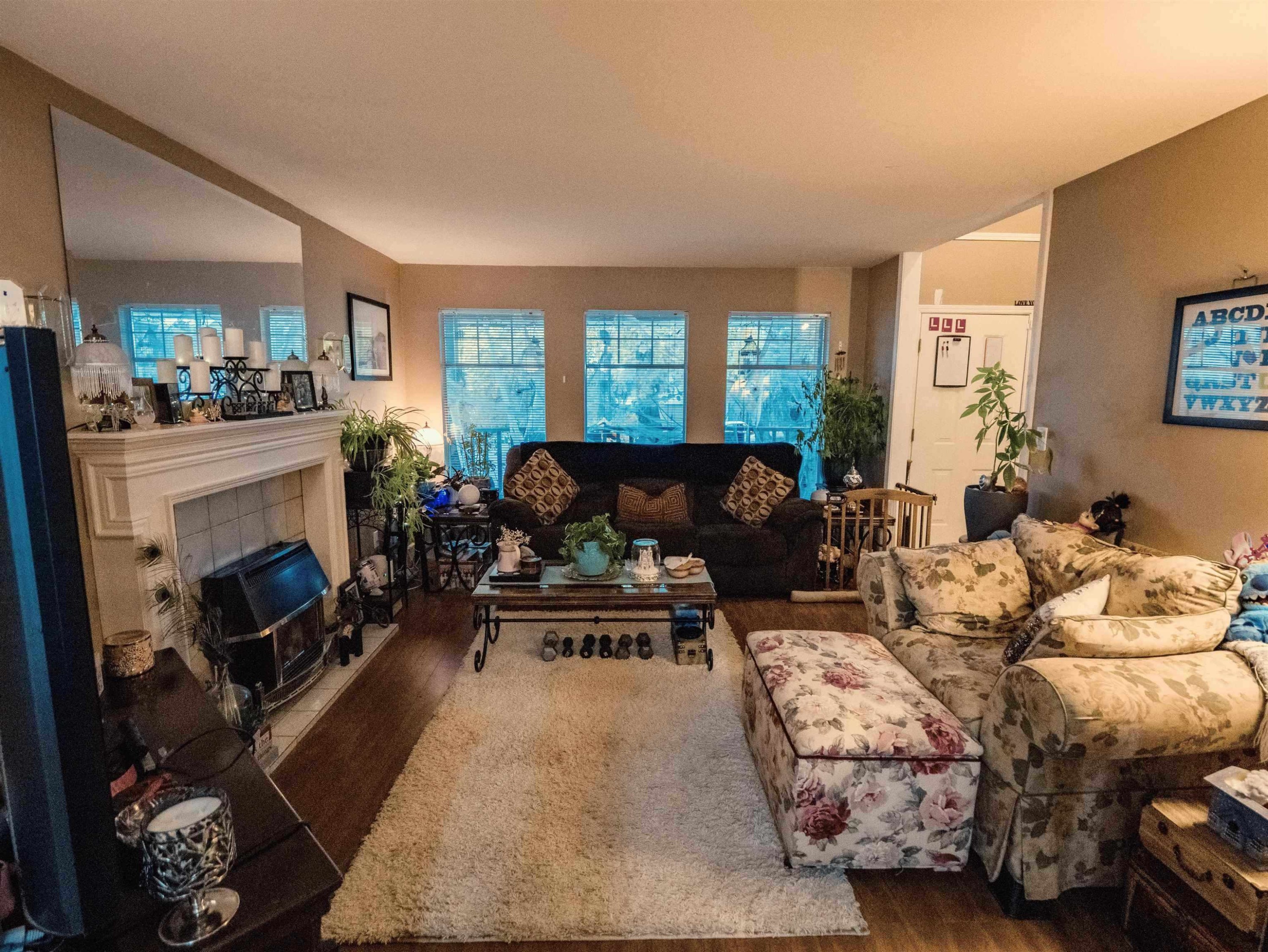 









18961


60b

Avenue,
Surrey,




BC
V3S 8A4

