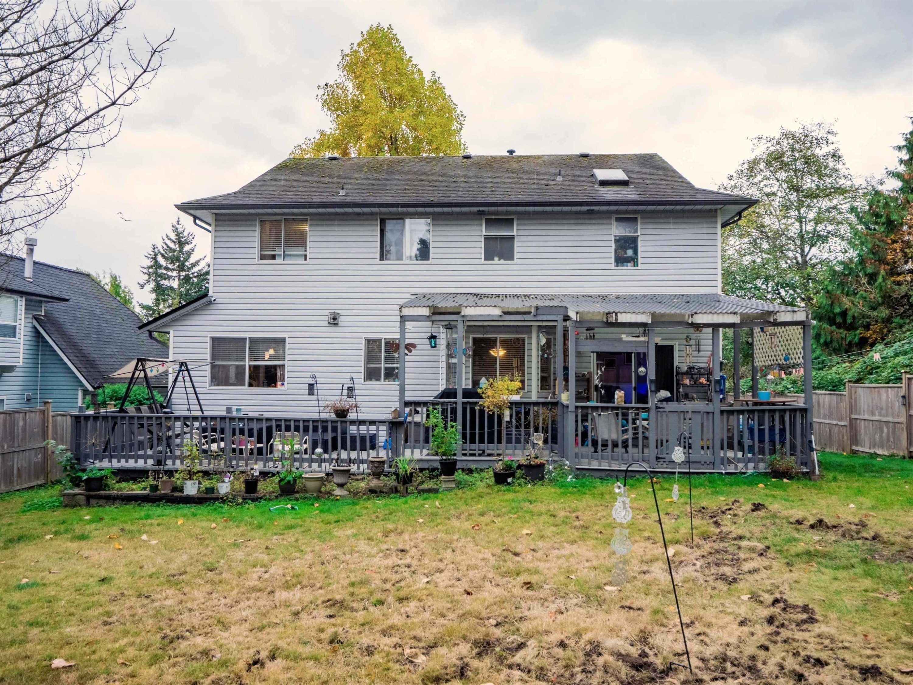 









18961


60b

Avenue,
Surrey,




BC
V3S 8A4

