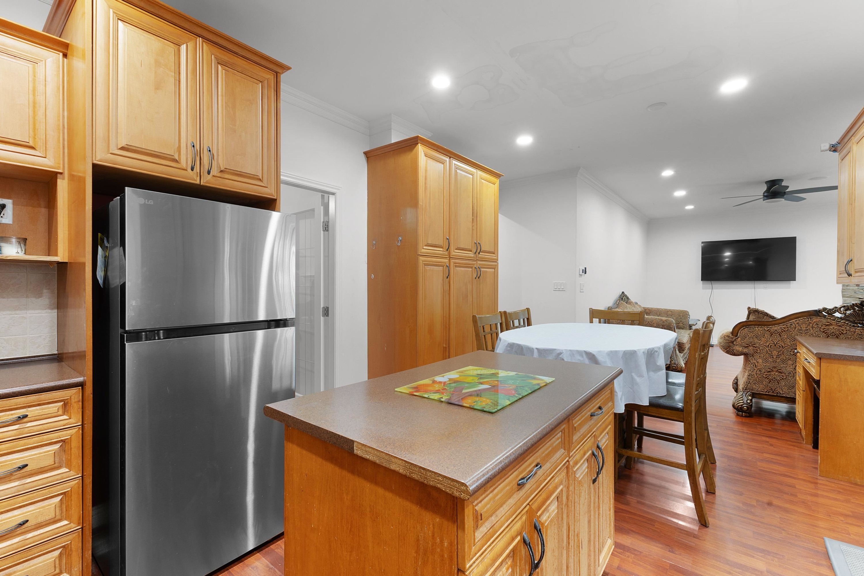 









5835


139

Street,
Surrey,




BC
V3X 3S2

