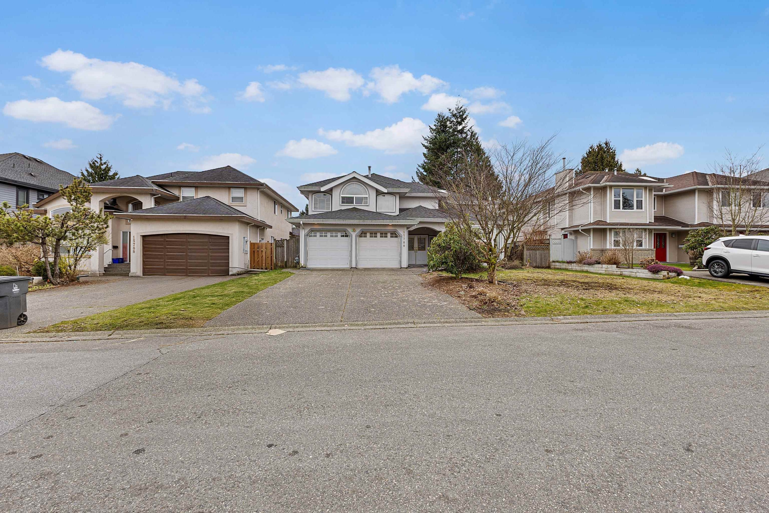 









15780


99a

Avenue,
Surrey,




BC
V4N 2V7

