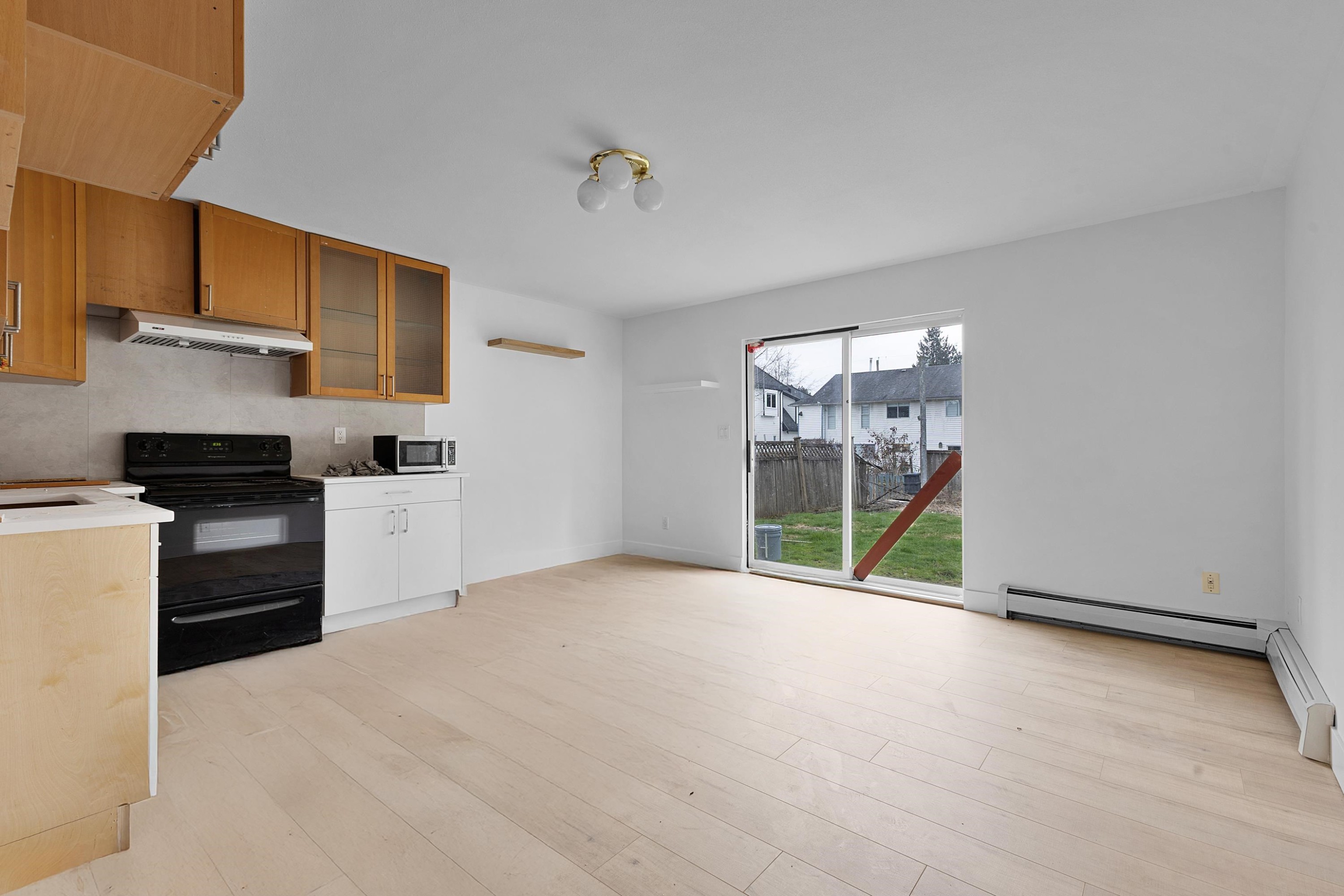 









15780


99a

Avenue,
Surrey,




BC
V4N 2V7

