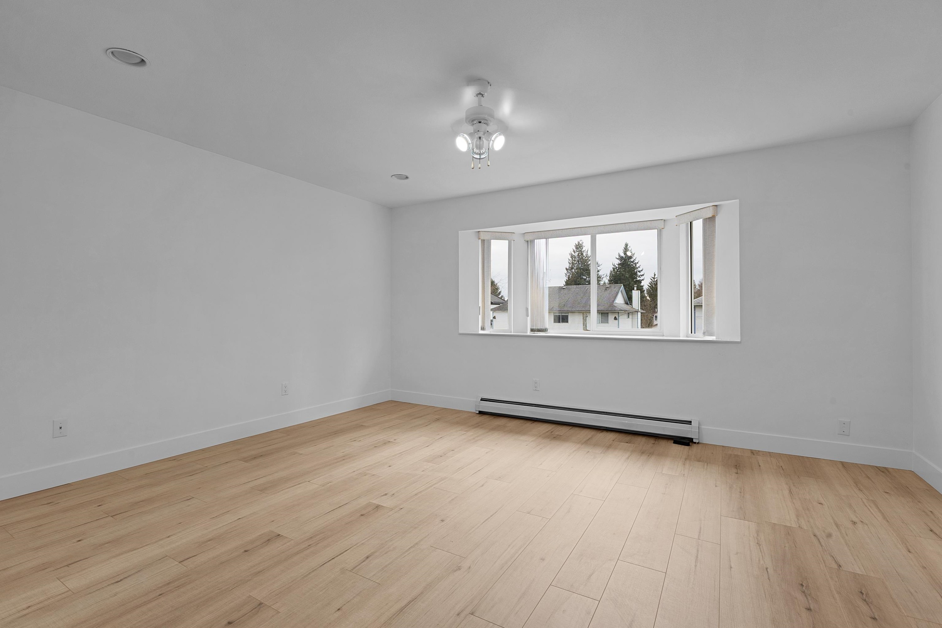 









15780


99a

Avenue,
Surrey,




BC
V4N 2V7

