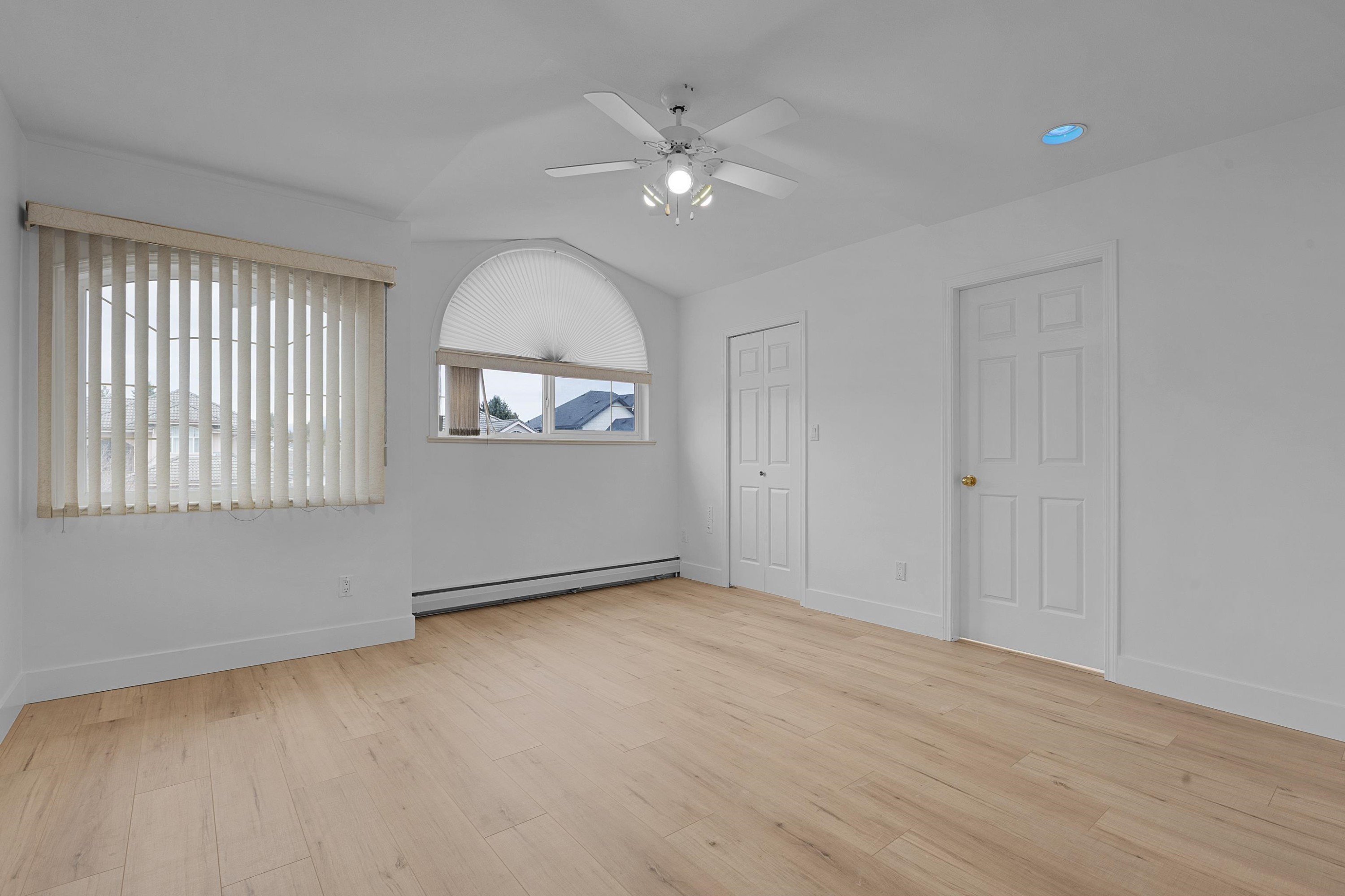 









15780


99a

Avenue,
Surrey,




BC
V4N 2V7

