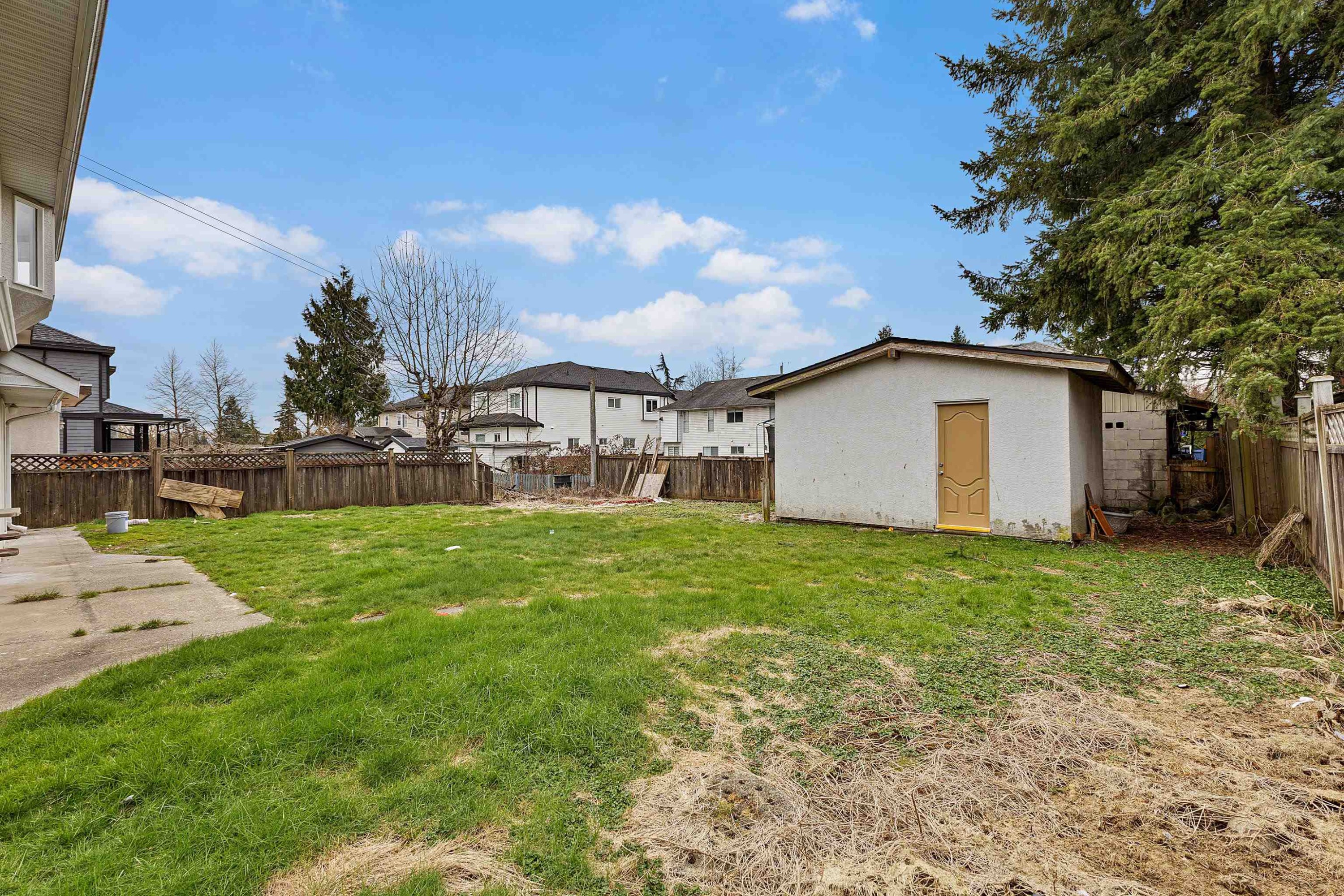 









15780


99a

Avenue,
Surrey,




BC
V4N 2V7

