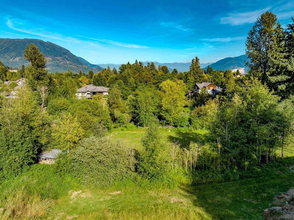 









8680


Hitch

Terrace,
Mission,







BC
V2V 6V4

