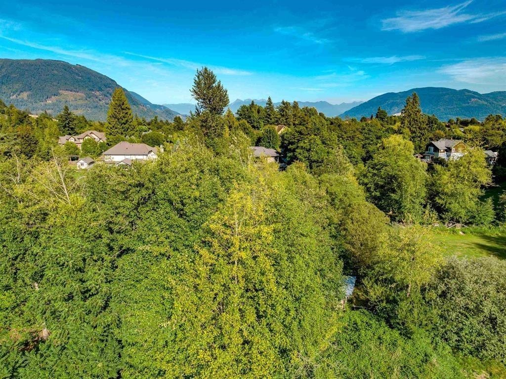 









8700


Hitch

Terrace,
Mission,







BC
V2V 6V4

