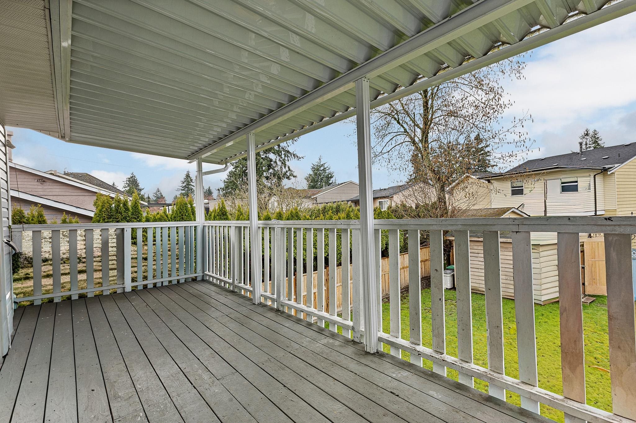 









7273


130

Street,
Surrey,




BC
V3W 4J8

