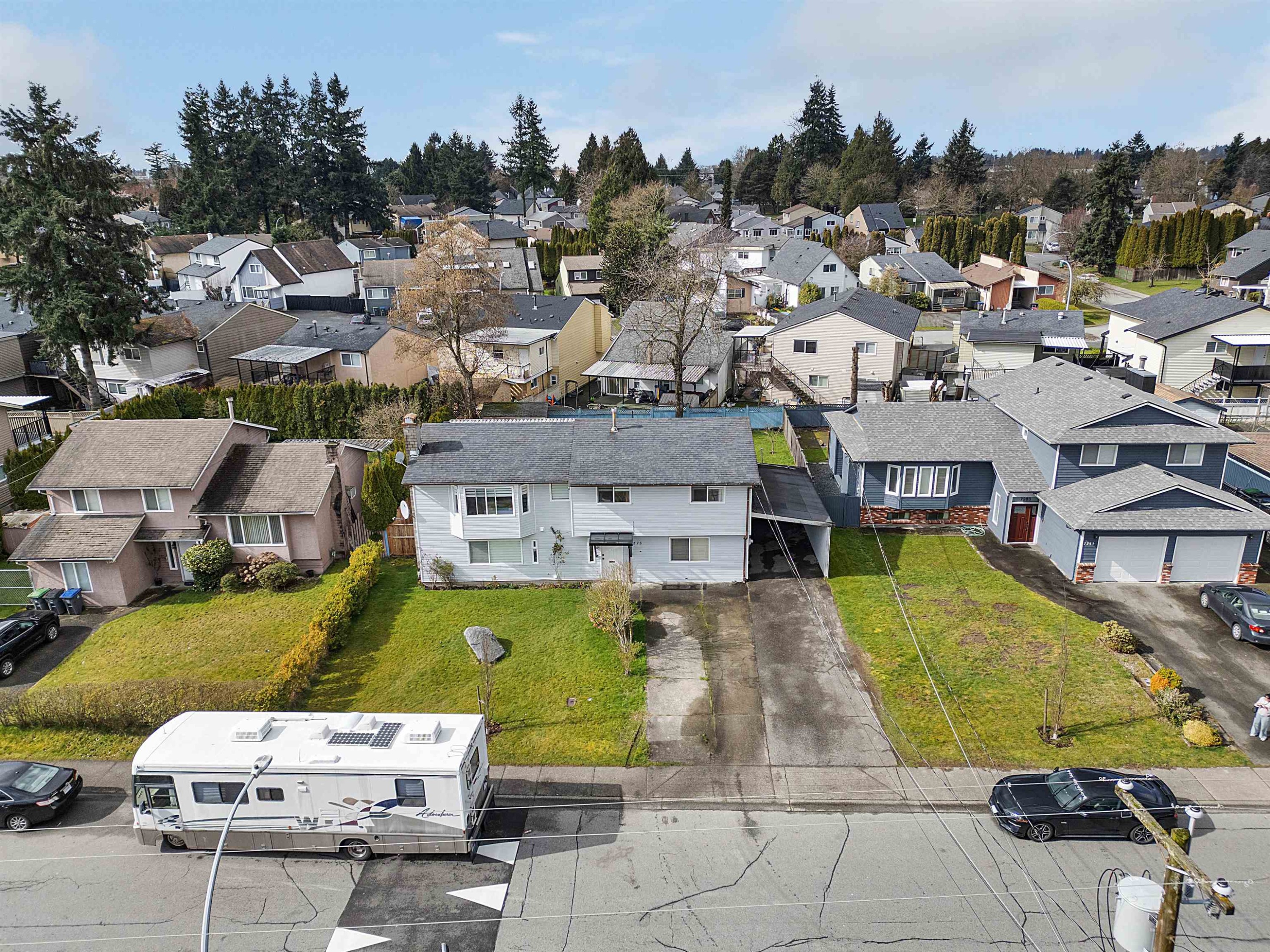 









7273


130

Street,
Surrey,




BC
V3W 4J8

