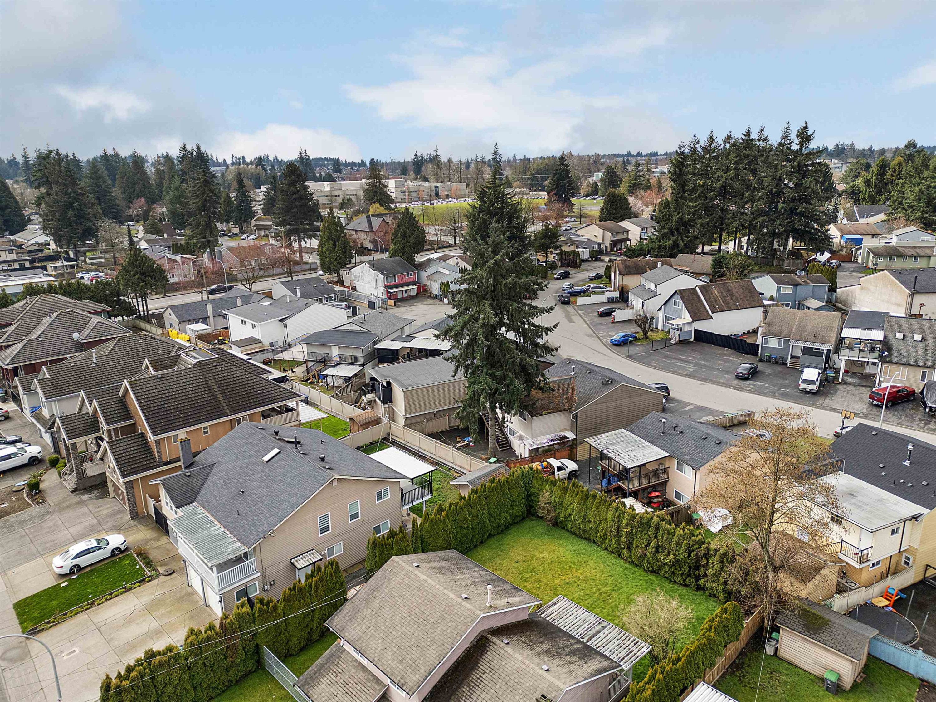 









7273


130

Street,
Surrey,




BC
V3W 4J8

