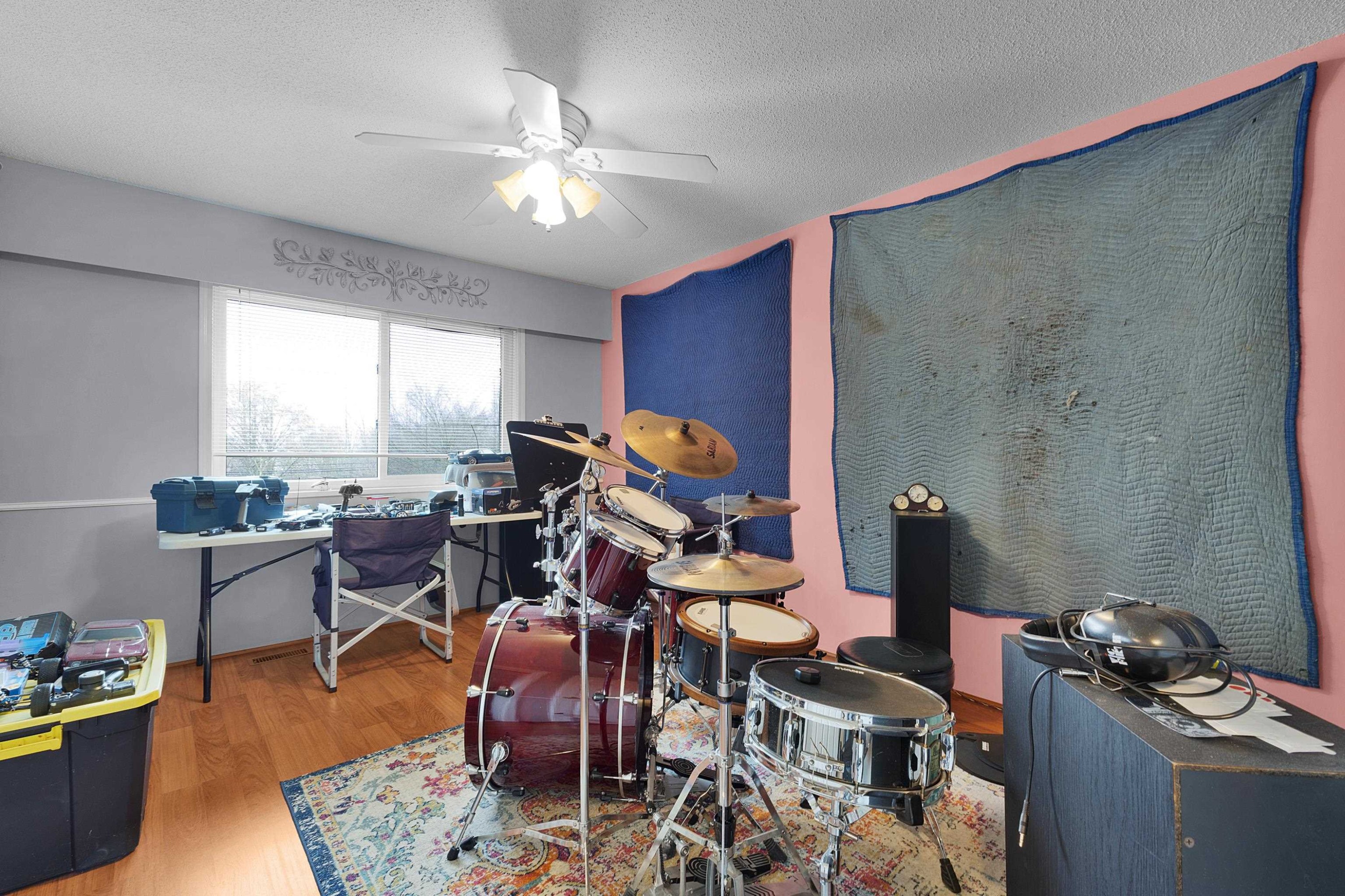 









7444


184

Street,
Surrey,




BC
V4N 3G5

