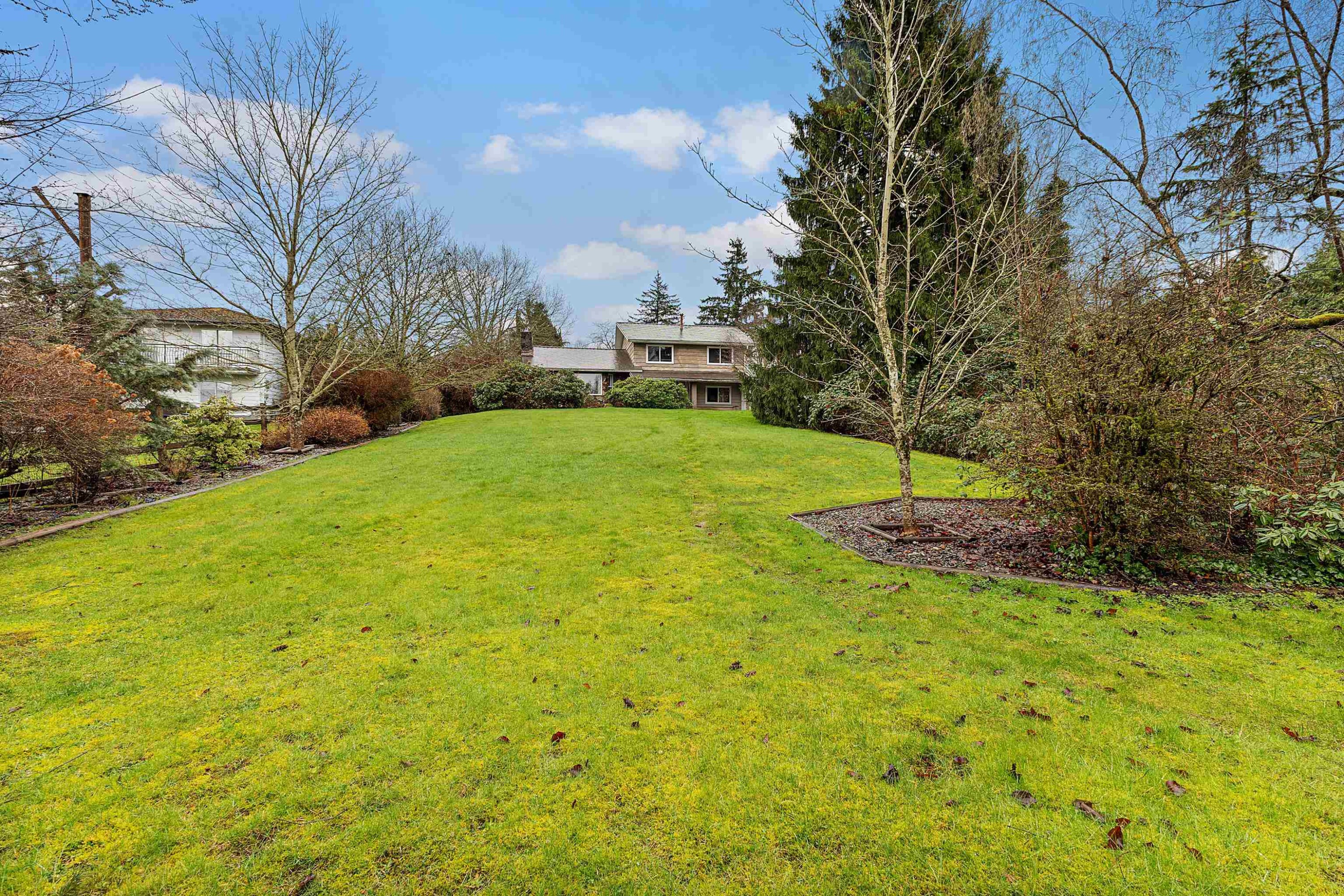 









7444


184

Street,
Surrey,




BC
V4N 3G5

