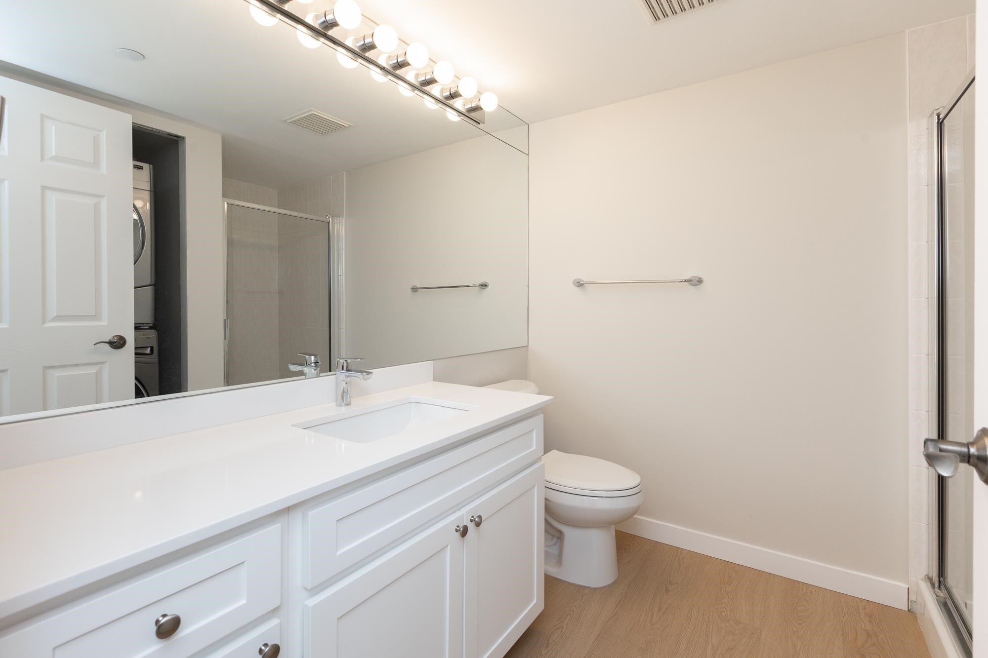 









13880


101

Avenue, 1504,
Surrey,




BC
V3T 5T1

