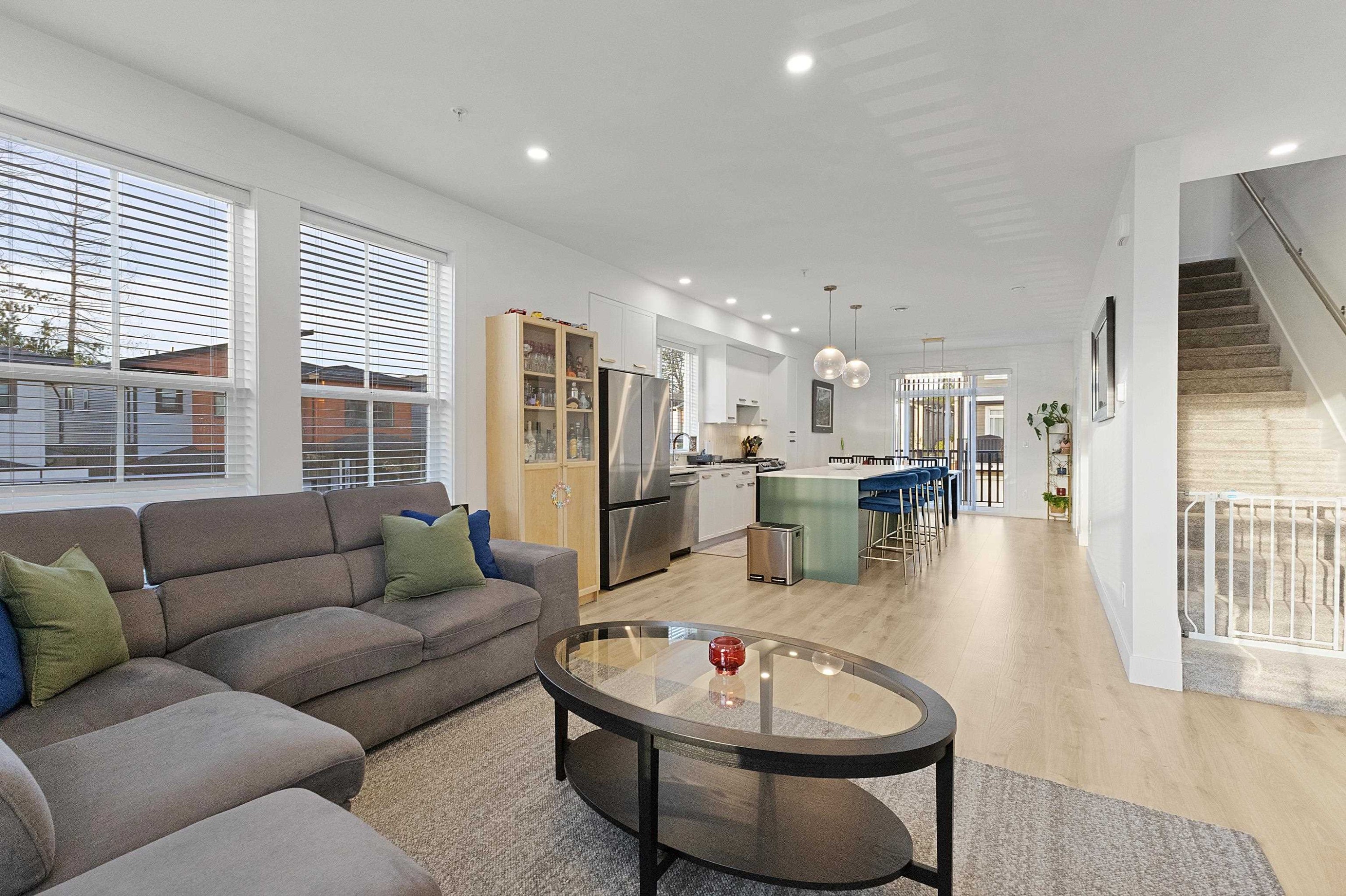 









20680


76b

Avenue, 1,
Langley,




BC
V2Y 4L2

