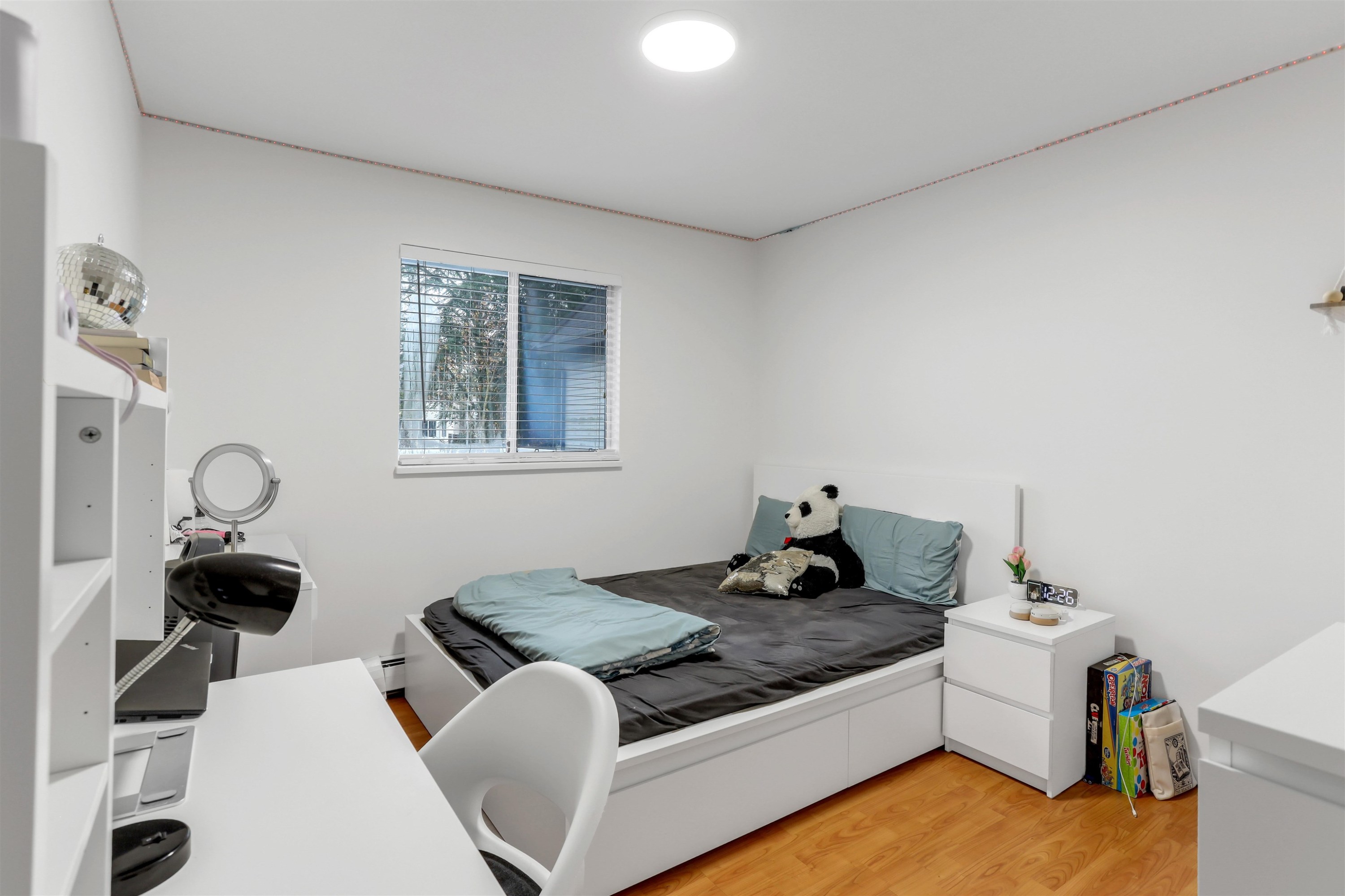 









8502


148

Street,
Surrey,




BC
V3S 3G4

