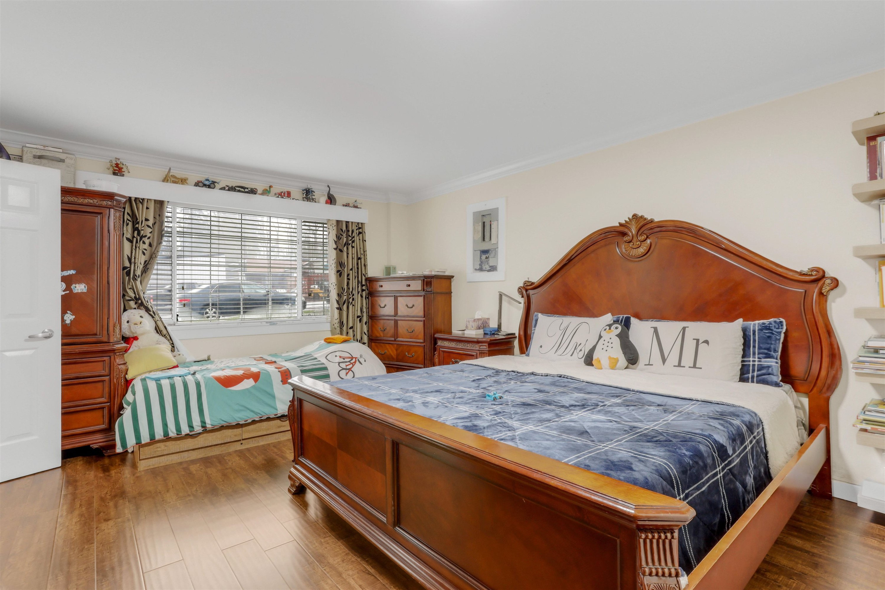 









8502


148

Street,
Surrey,




BC
V3S 3G4

