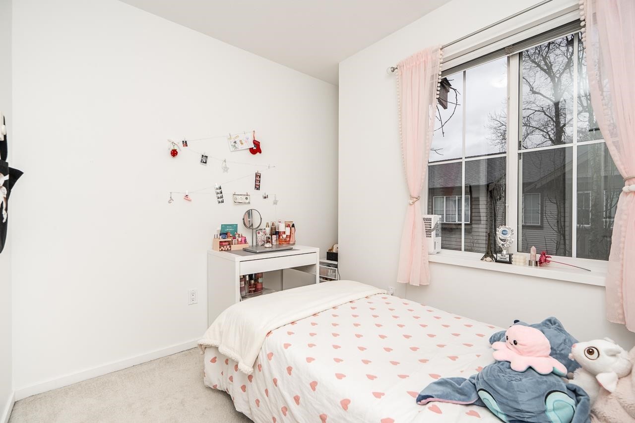 









14838


61

Avenue, 9,
Surrey,




BC
V3S 2P3

