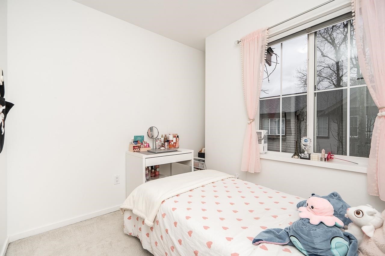 









14838


61

Avenue, 9,
Surrey,




BC
V3S 2P3

