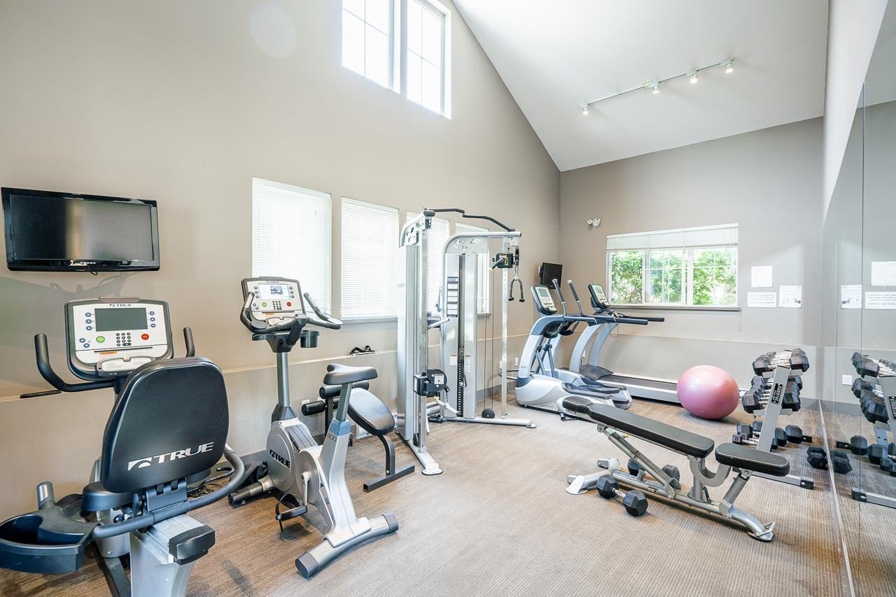 









14838


61

Avenue, 9,
Surrey,




BC
V3S 2P3

