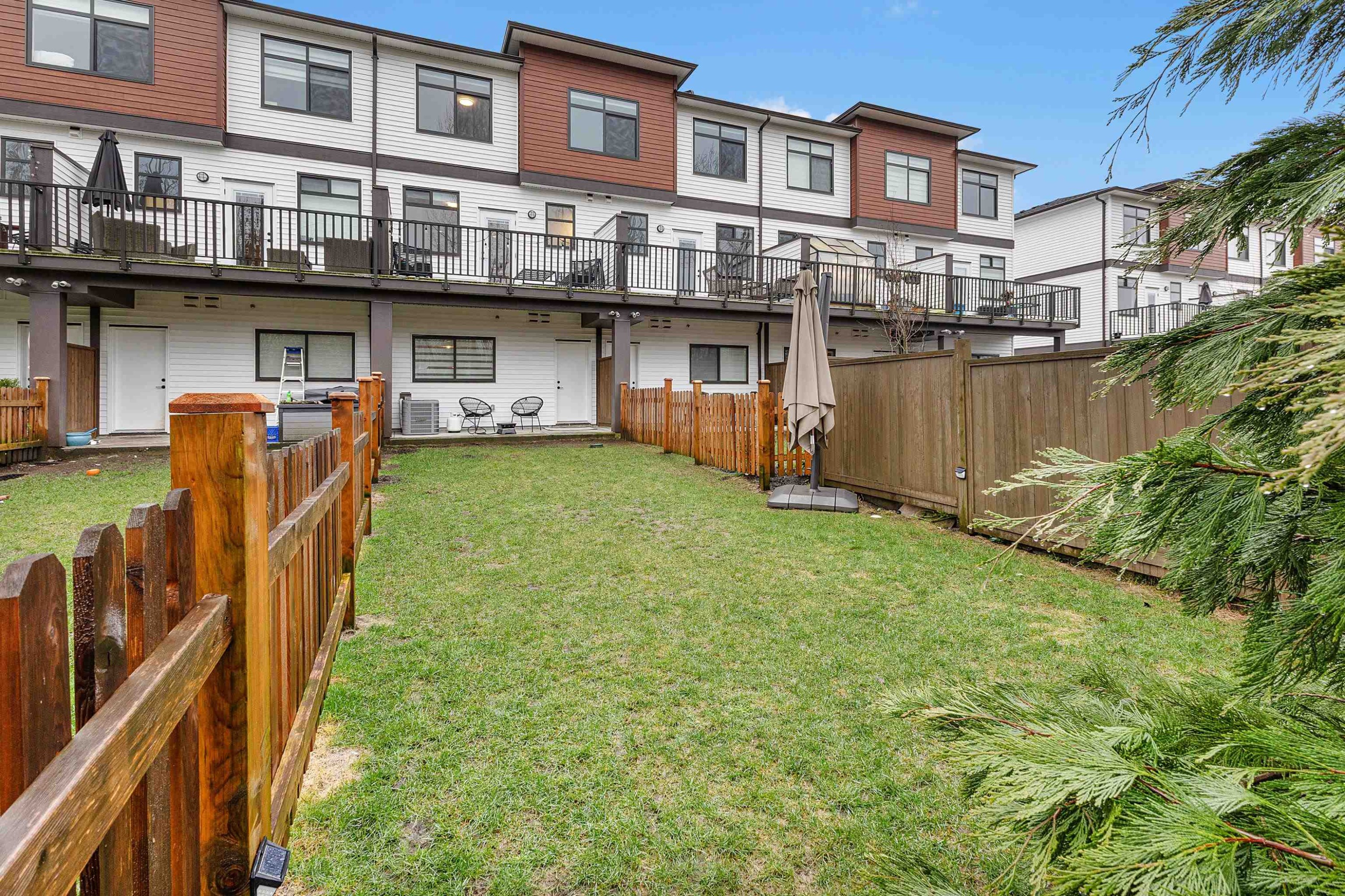 









8430


Nottman

Street, 16,
Mission,




BC
V2V 0L2

