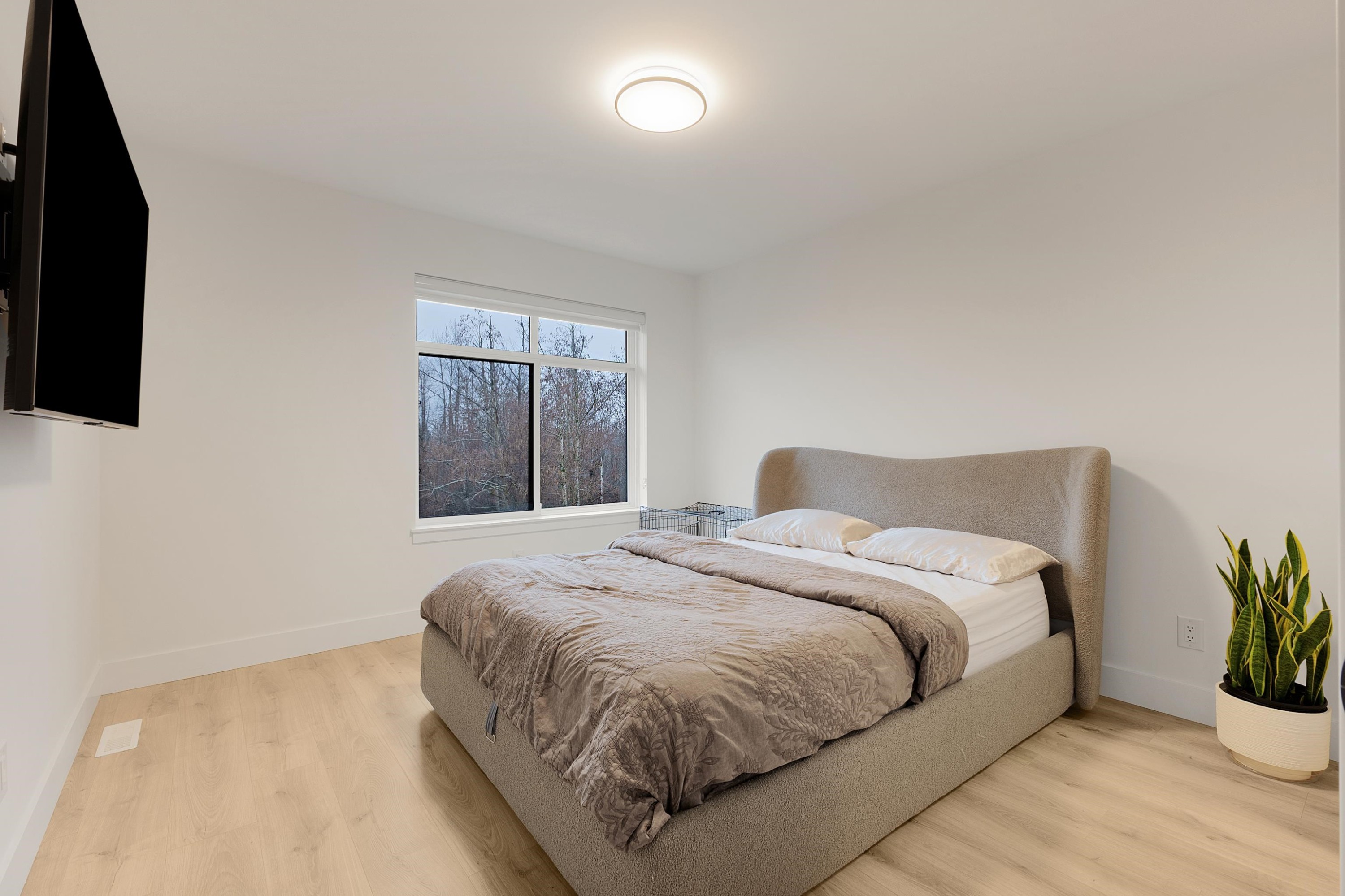 









8430


Nottman

Street, 16,
Mission,




BC
V2V 0L2

