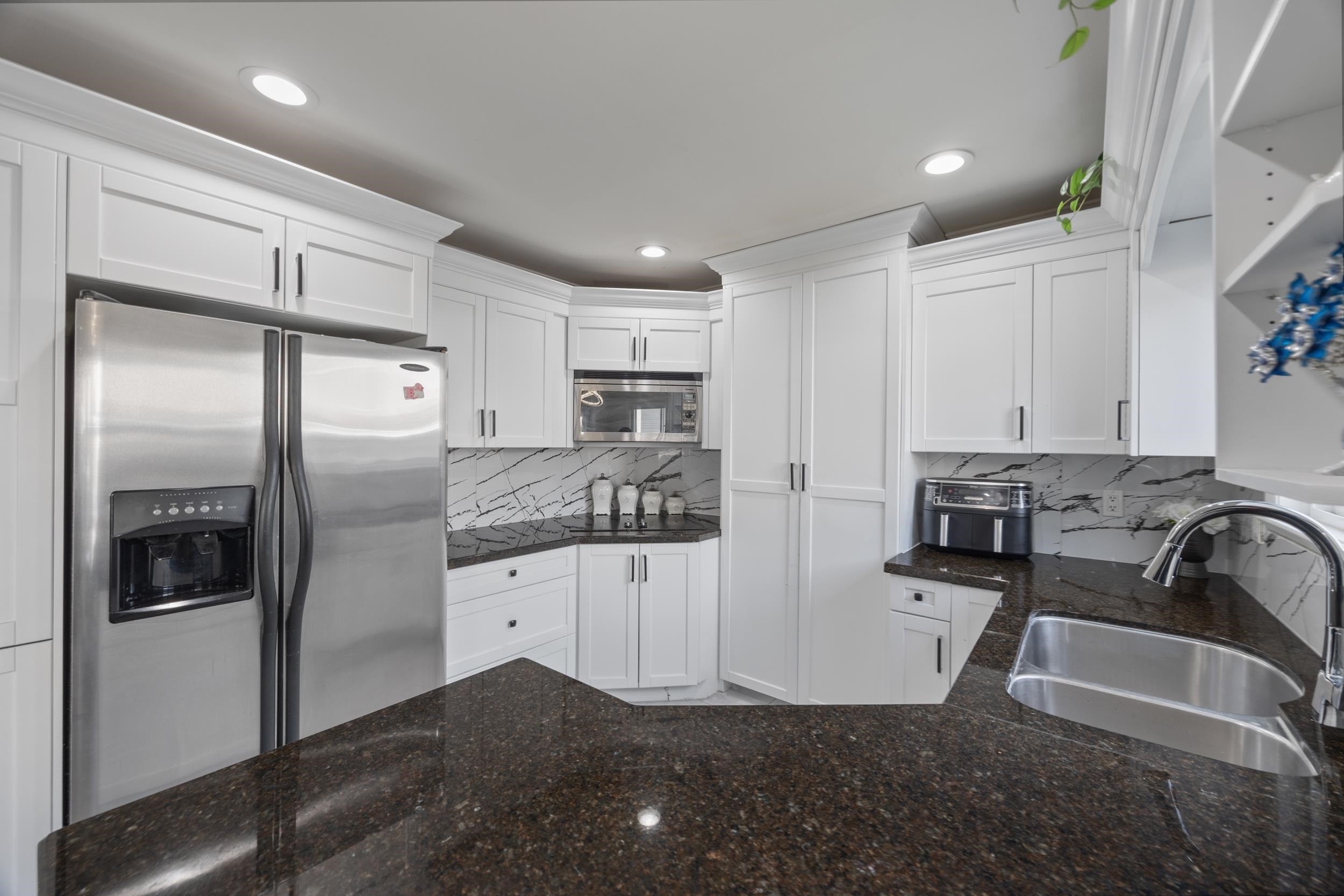 









7801


146a

Street,
Surrey,




BC
V3S 2T4

