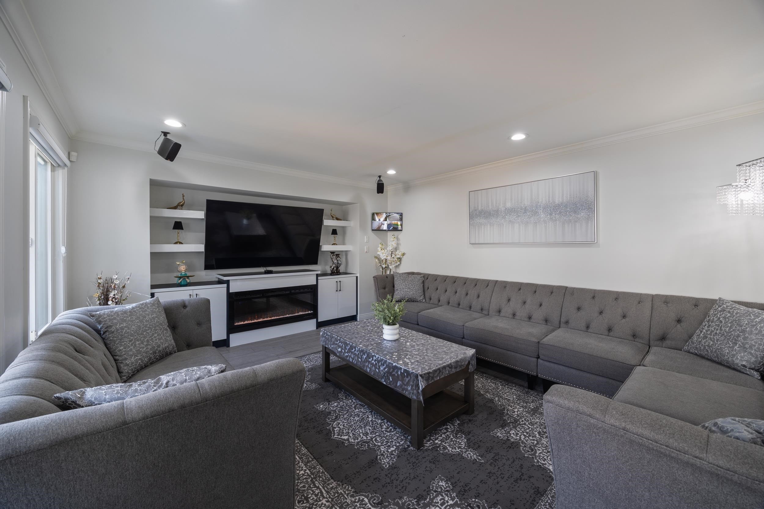 









7801


146a

Street,
Surrey,




BC
V3S 2T4

