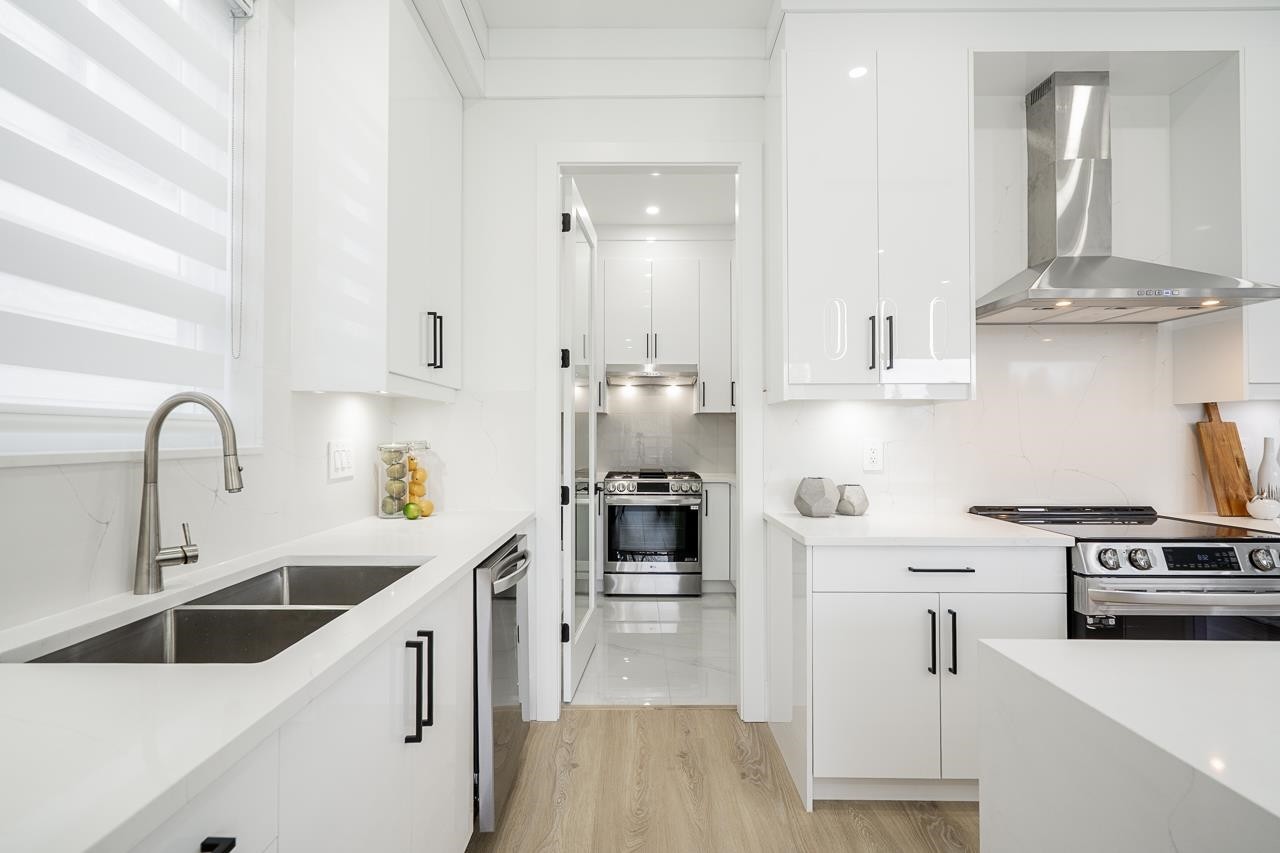 









7515


205

Street,
Langley,




BC
V2Y 1V5

