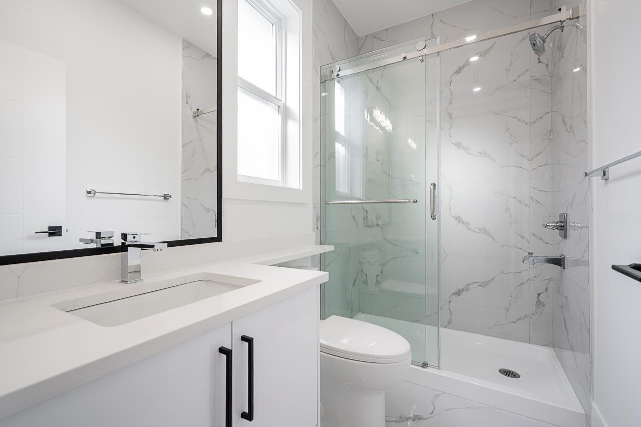 









7515


205

Street,
Langley,




BC
V2Y 1V5

