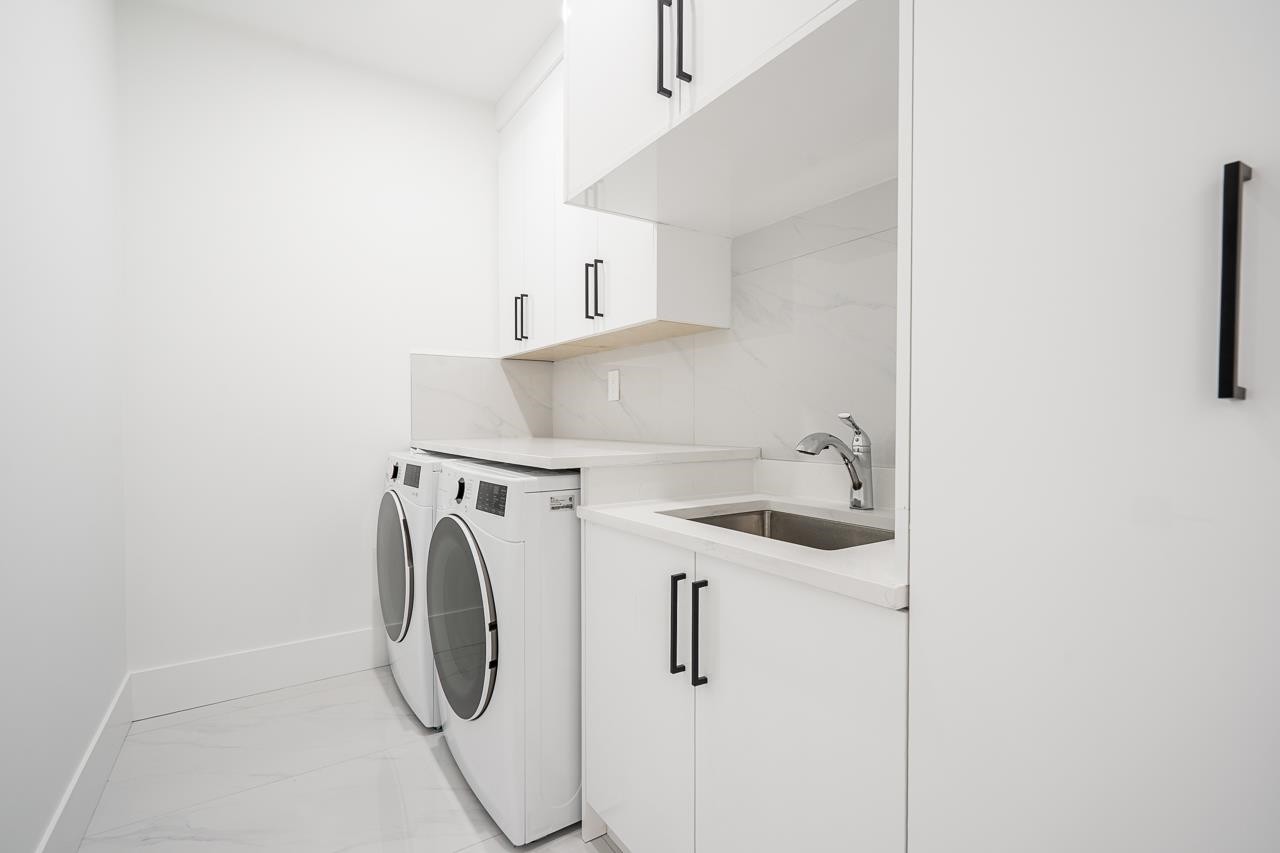 









7515


205

Street,
Langley,




BC
V2Y 1V5

