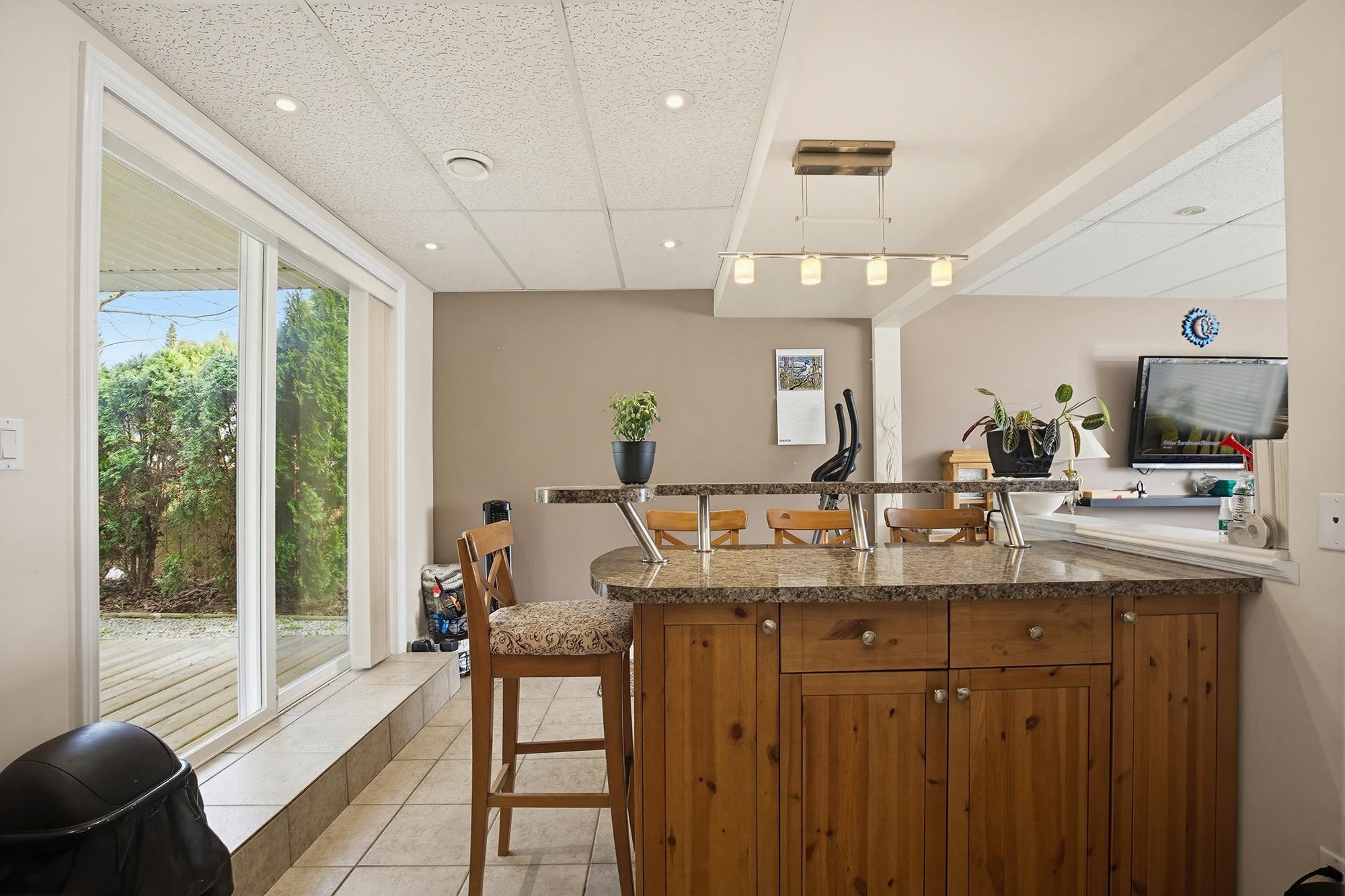 









33359


Whidden

Avenue,
Mission,




BC
V2V 4Z6


