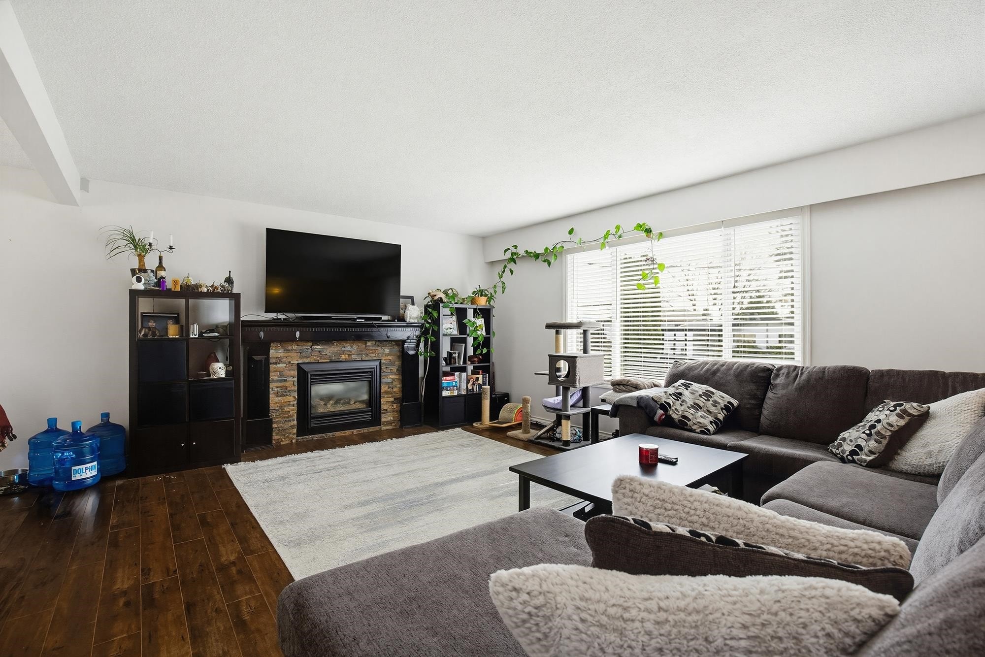









33359


Whidden

Avenue,
Mission,




BC
V2V 4Z6

