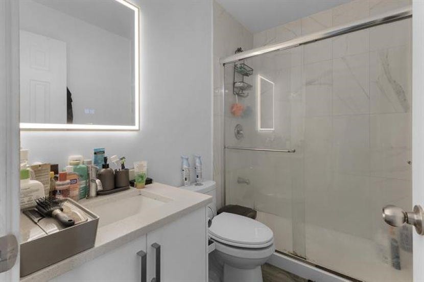 









7008


129a

Street,
Surrey,




BC
V3W 7B2

