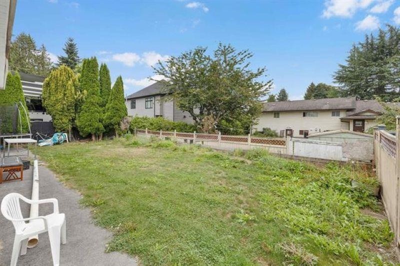 









7008


129a

Street,
Surrey,




BC
V3W 7B2

