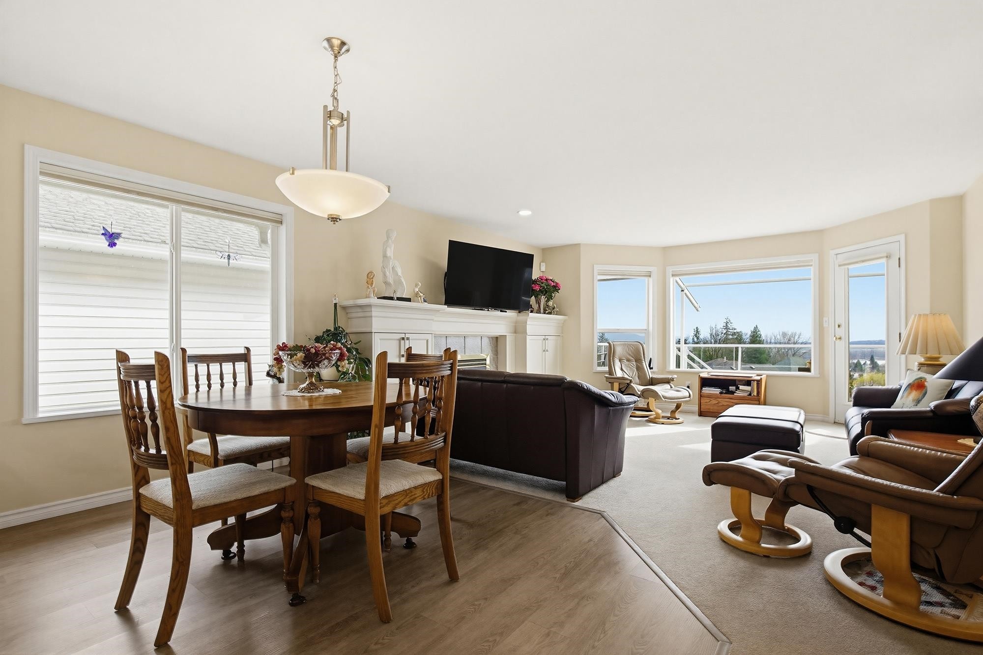 









33772


Grewall

Crescent,
Mission,




BC
V2V 7B7

