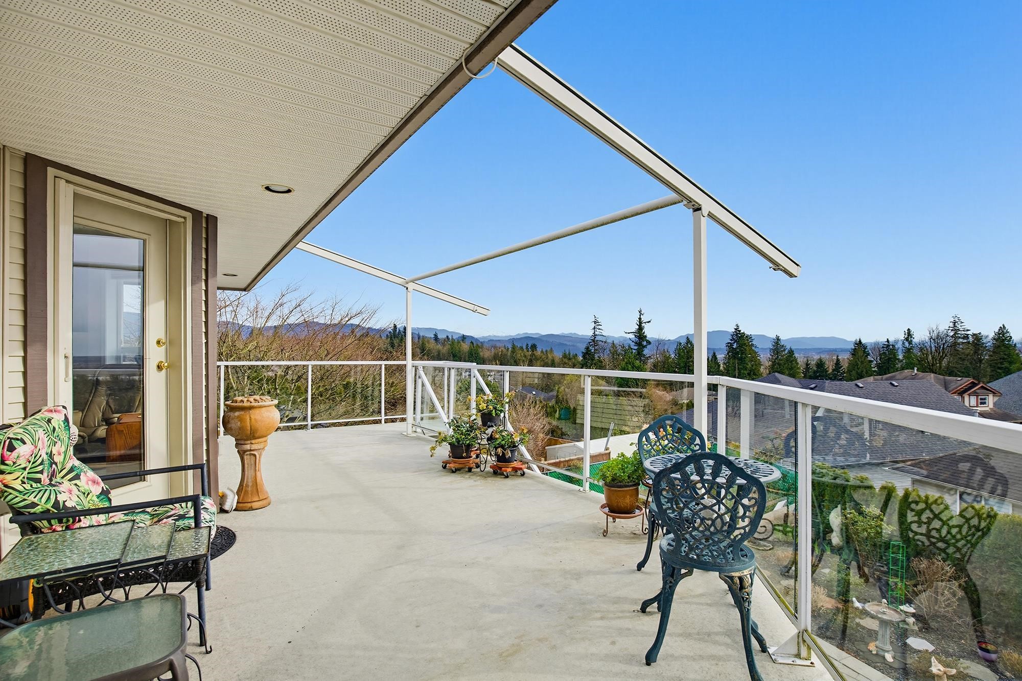 









33772


Grewall

Crescent,
Mission,




BC
V2V 7B7

