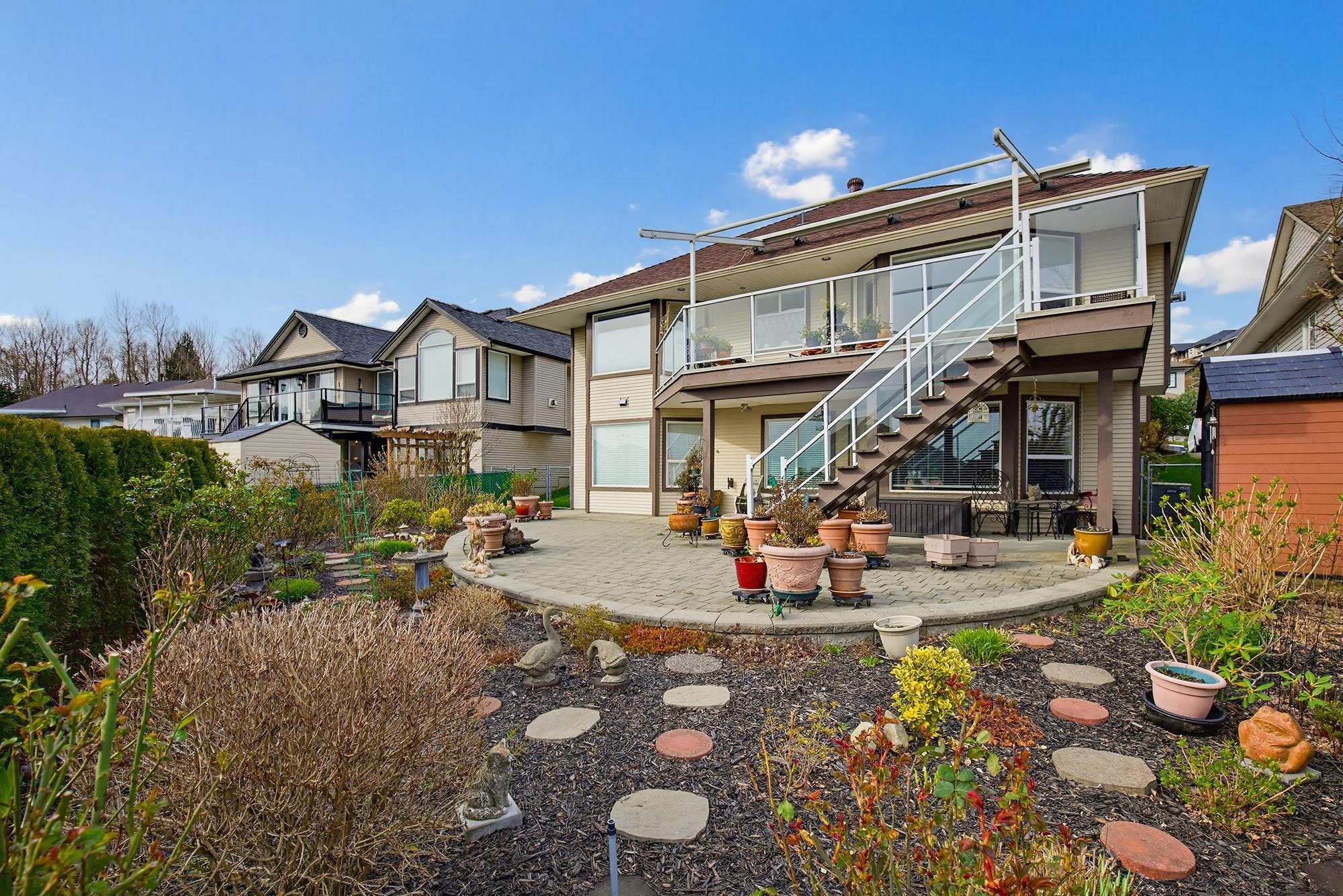 









33772


Grewall

Crescent,
Mission,




BC
V2V 7B7

