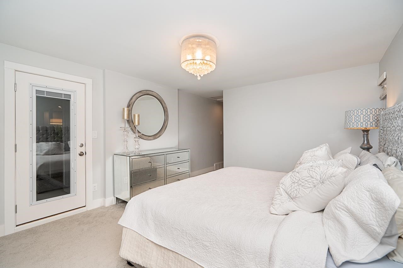 









2140


127a

Street,
Surrey,




BC
V4A 3S9

