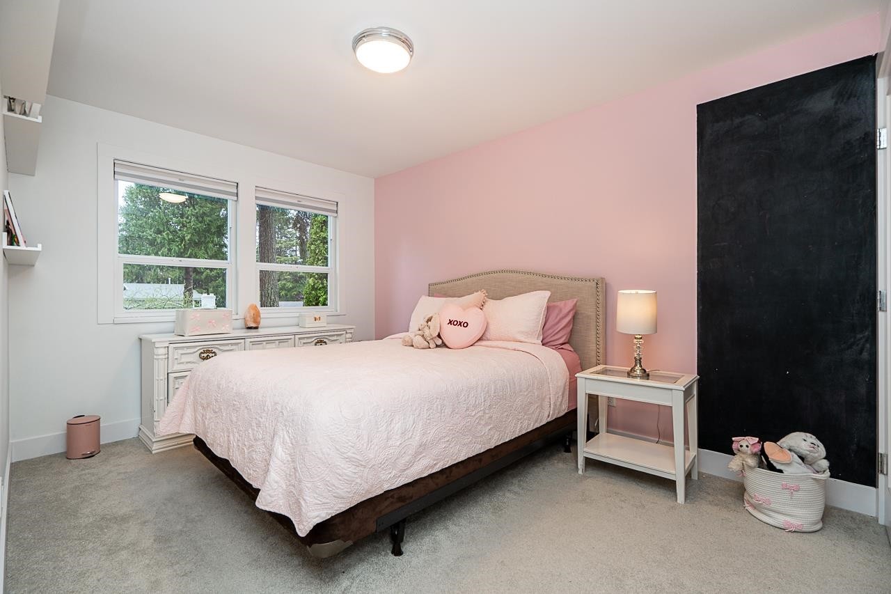 









2140


127a

Street,
Surrey,




BC
V4A 3S9

