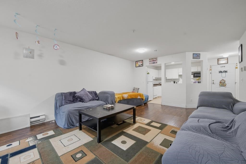 









2435


Center

Street, 107,
Abbotsford,




BC
V2T 2N4

