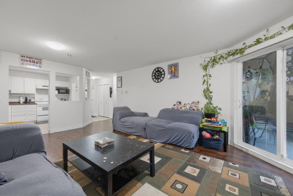 









2435


Center

Street, 107,
Abbotsford,




BC
V2T 2N4

