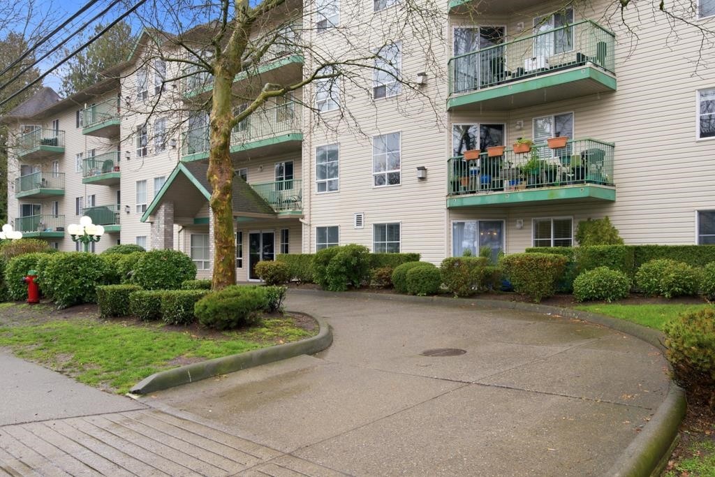 









2435


Center

Street, 107,
Abbotsford,




BC
V2T 2N4

