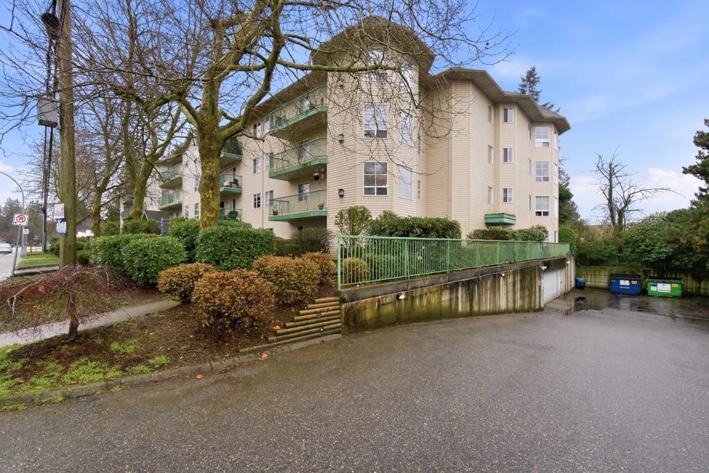 









2435


Center

Street, 107,
Abbotsford,




BC
V2T 2N4

