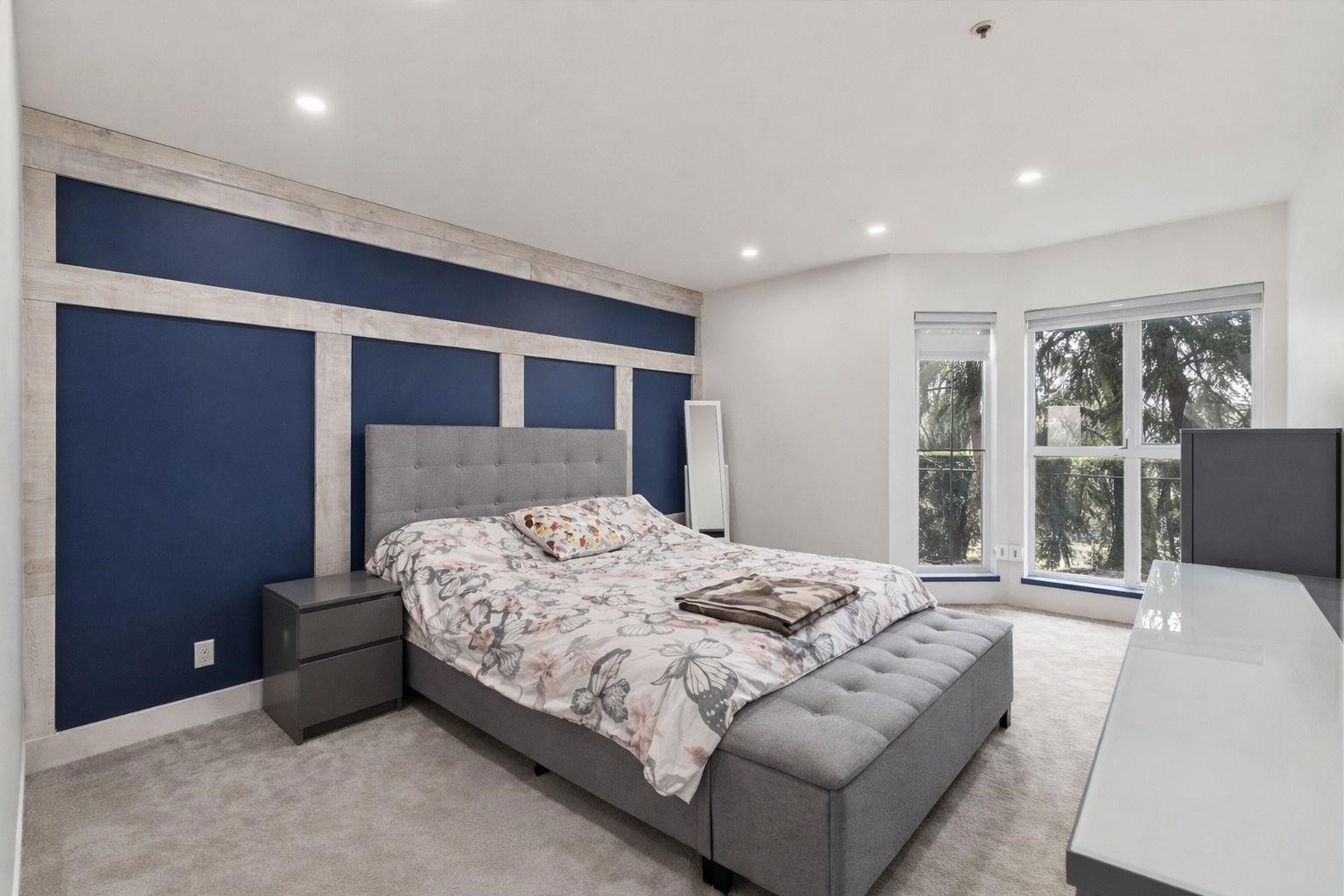 









7435


121a

Street, 114,
Surrey,




BC
V3W 0W8


