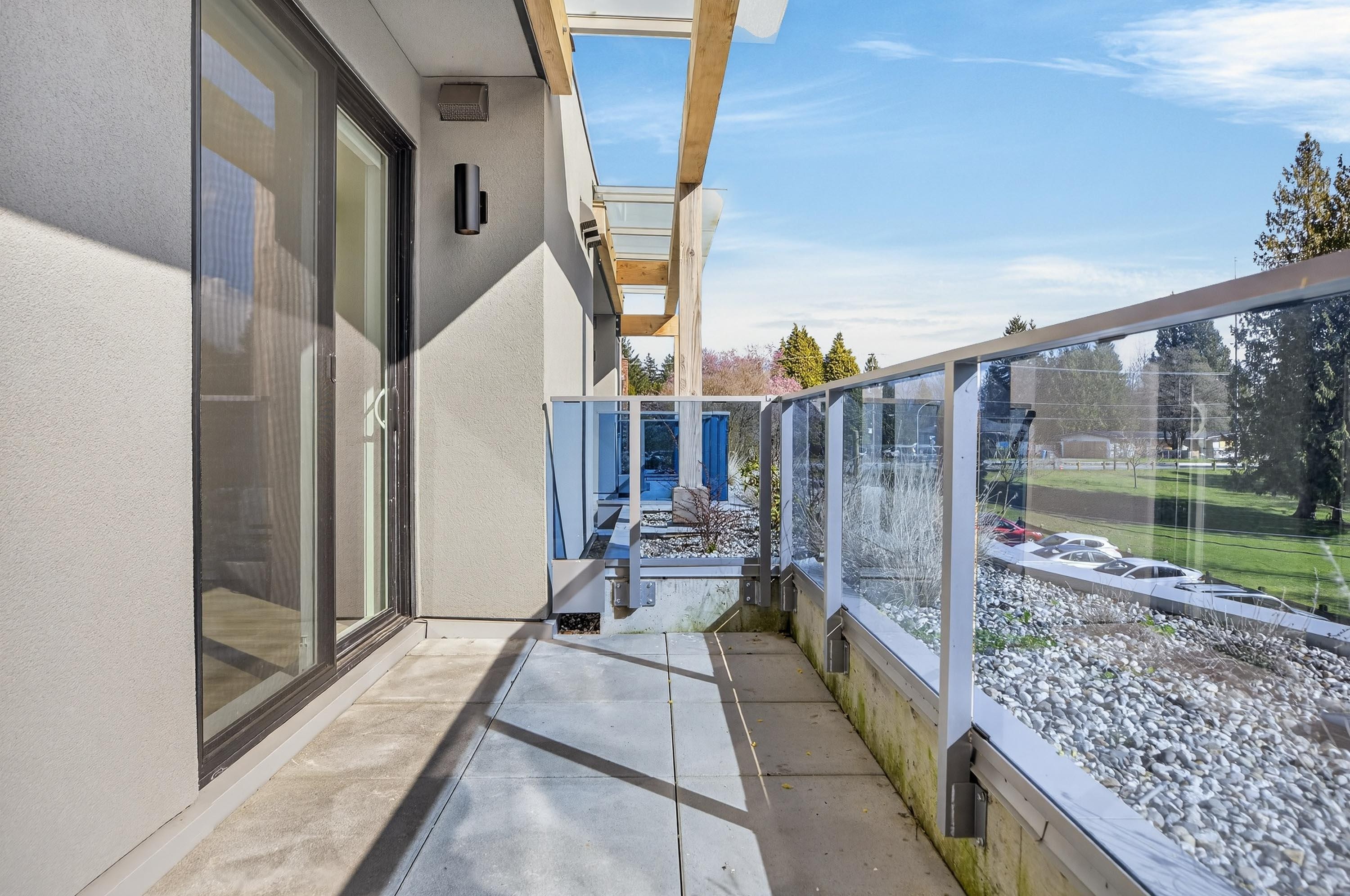 









33160


Plaxton

Crescent, 6,
Abbotsford,




BC
V2S 0N6

