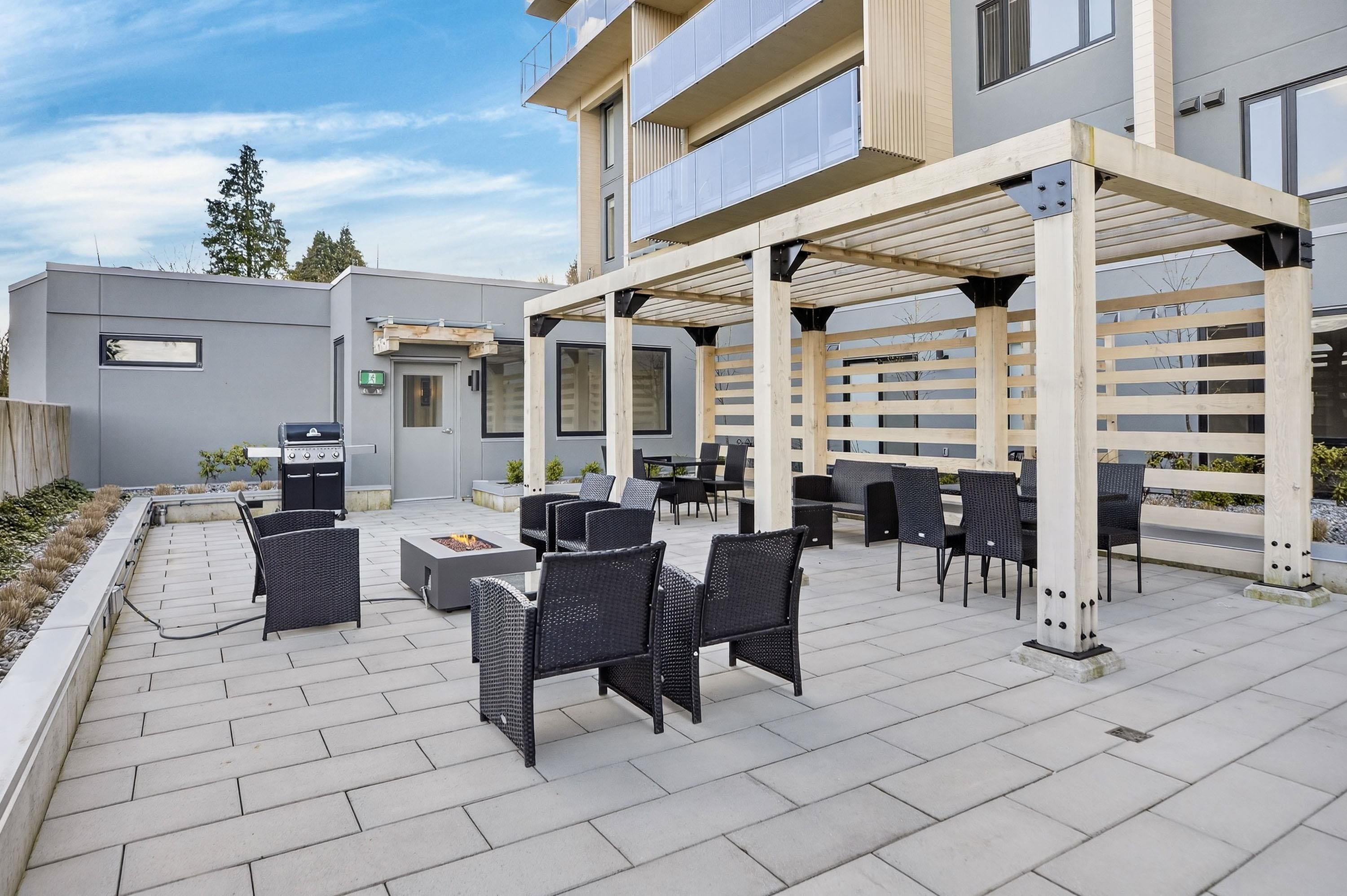 









33160


Plaxton

Crescent, 6,
Abbotsford,




BC
V2S 0N6

