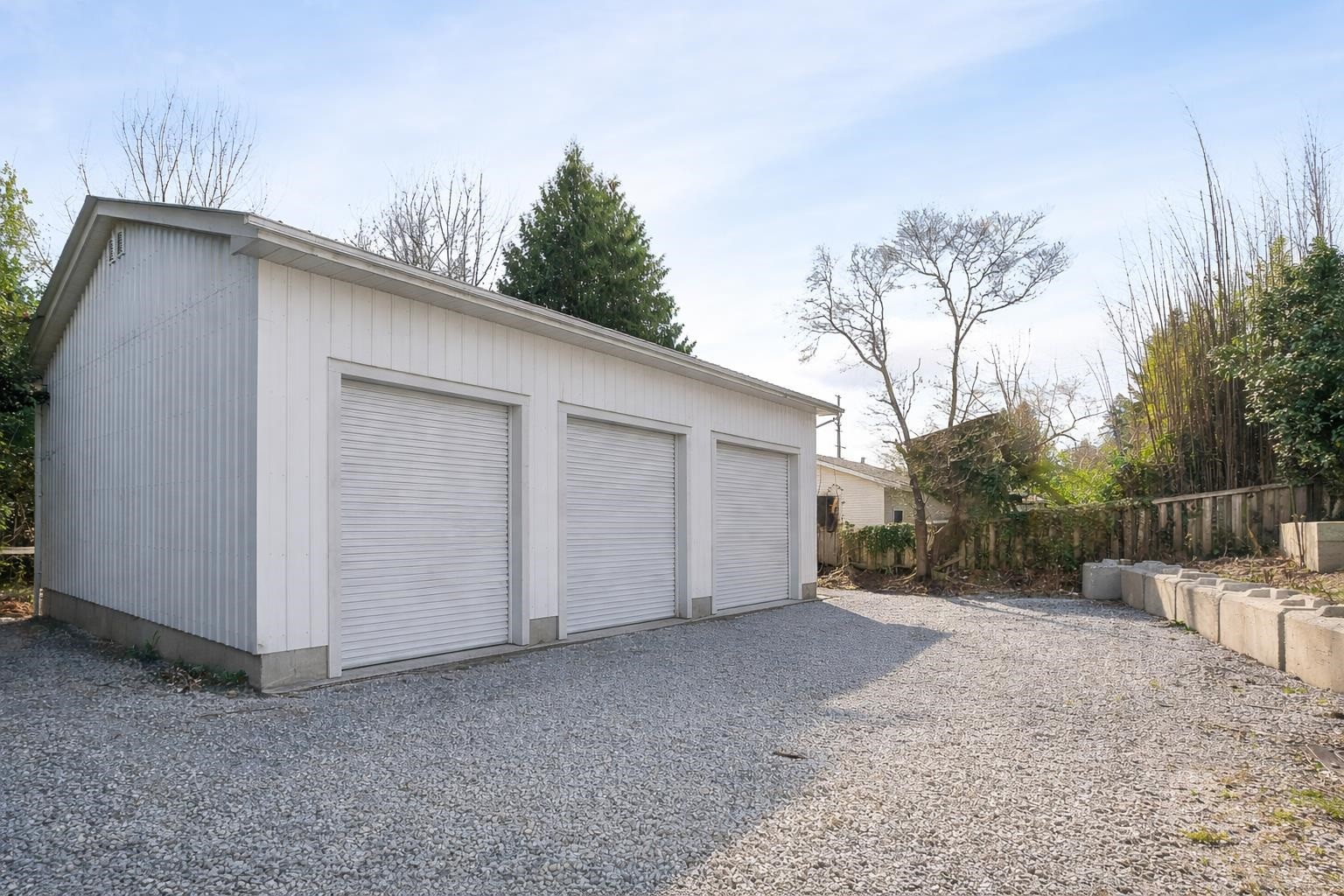 









7489


Maple

Street,
Mission,




BC
V2V 3N8

