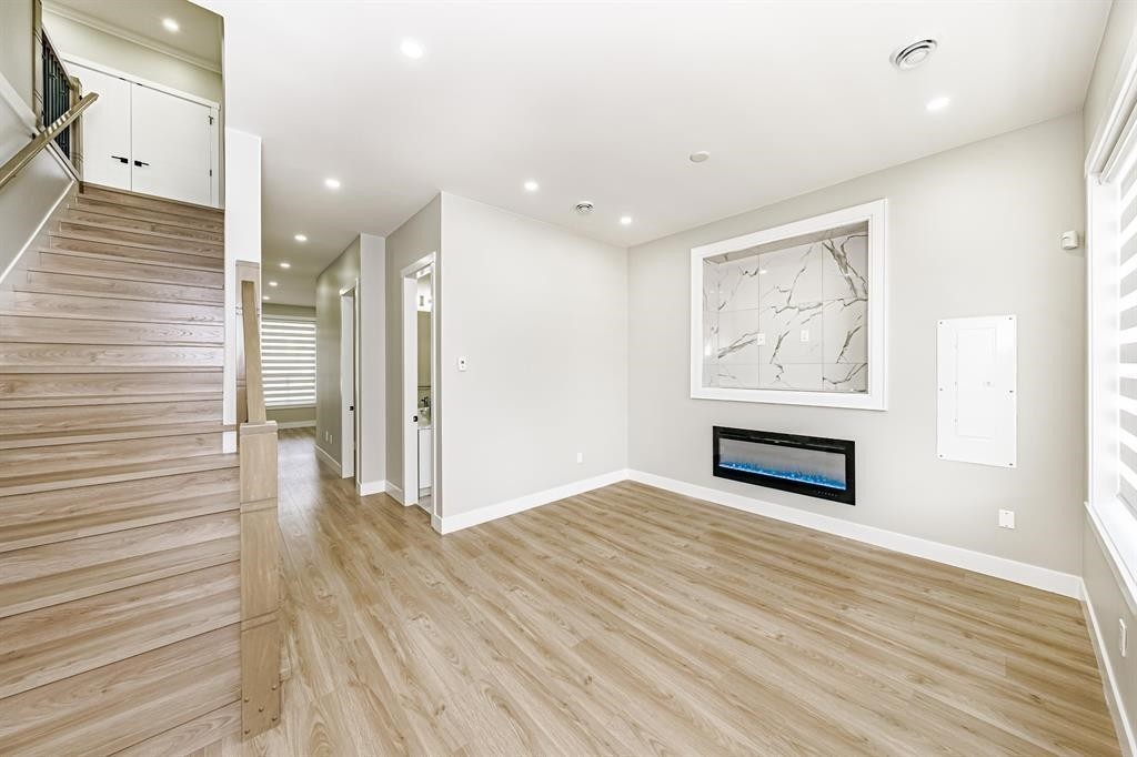 









14711


62a

Avenue,
Surrey,




BC
V3S 3T1

