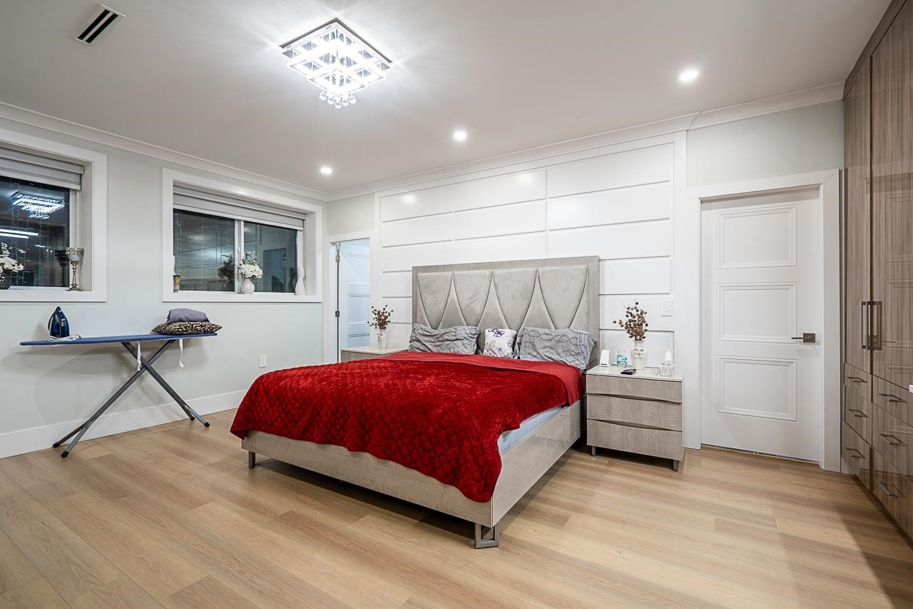









13110


57

Avenue,
Surrey,




BC
V3X 2Z3

