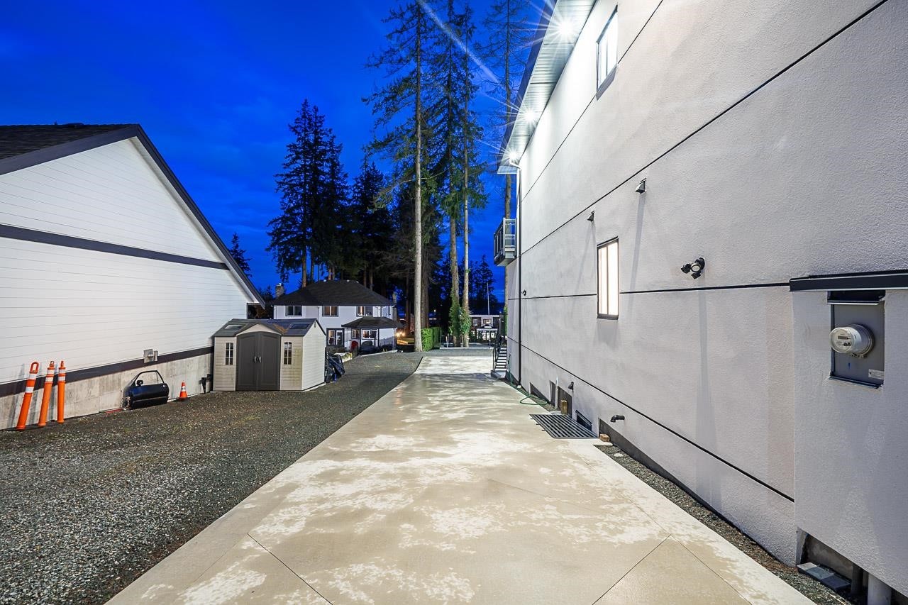 









13110


57

Avenue,
Surrey,




BC
V3X 2Z3

